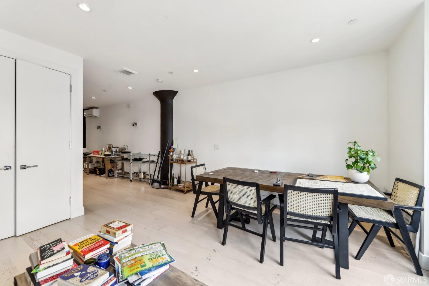 1875 Mission Street # 304