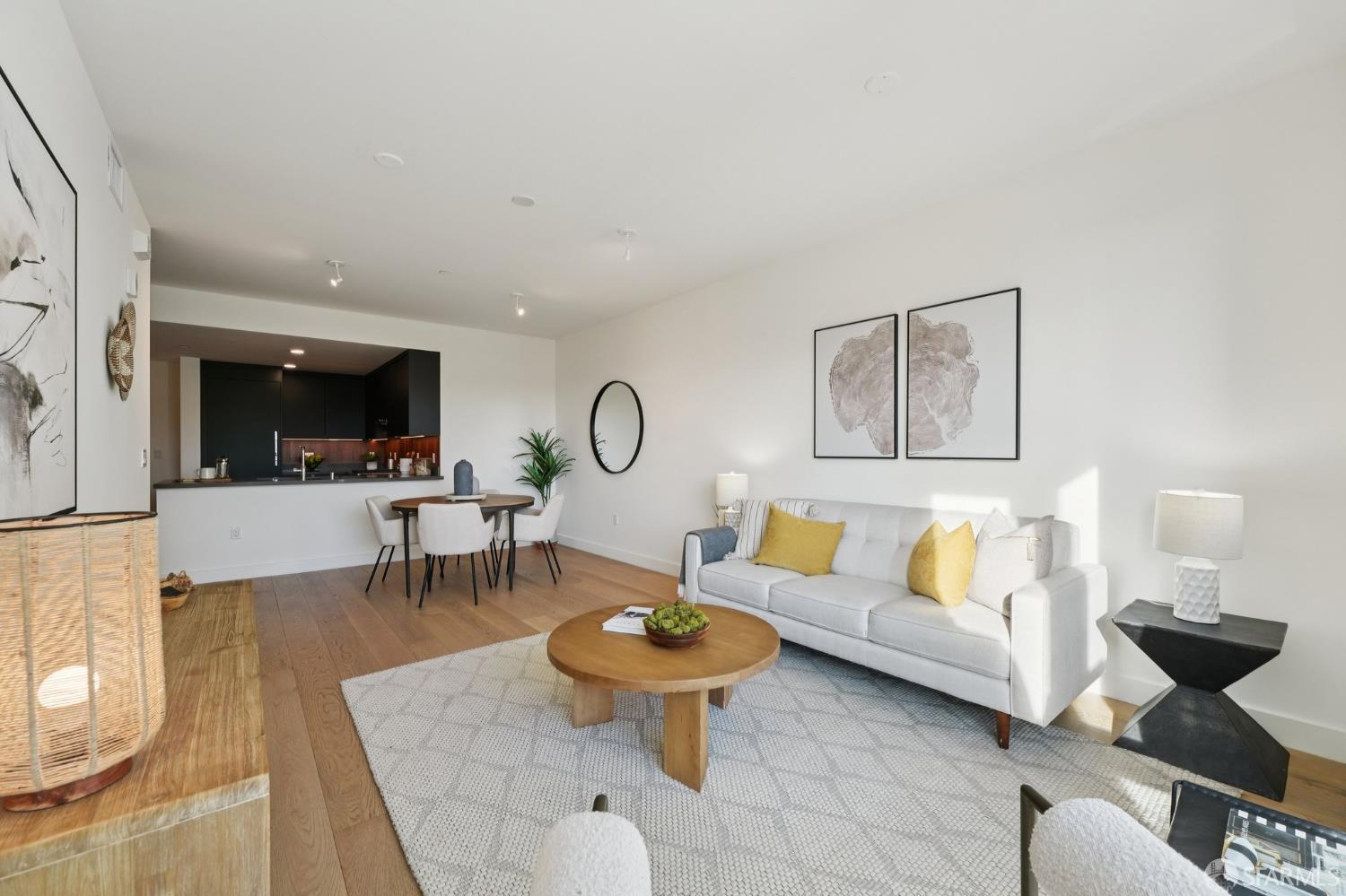 3620 Cesar Chavez Street # 503