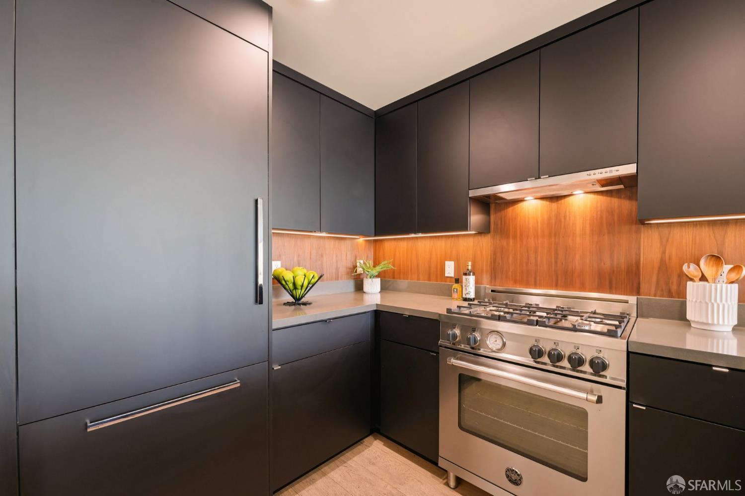 3620 Cesar Chavez Street # 503