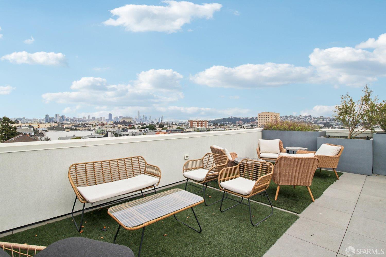 3620 Cesar Chavez Street # 503