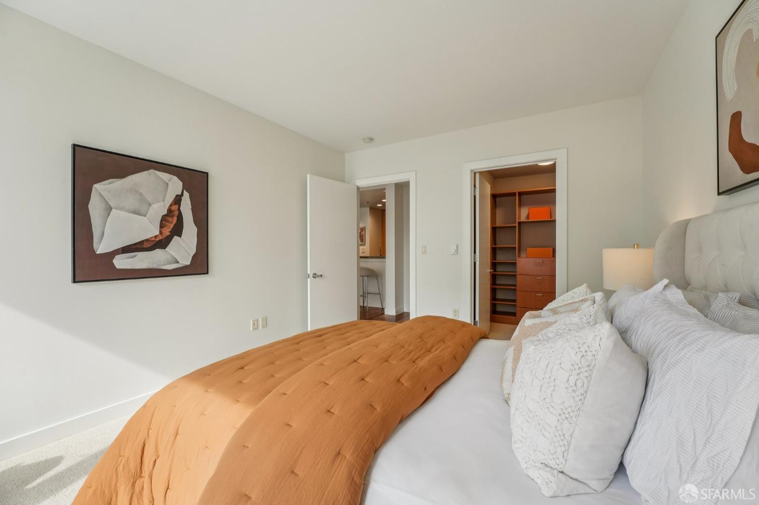 255 Berry Street # 512