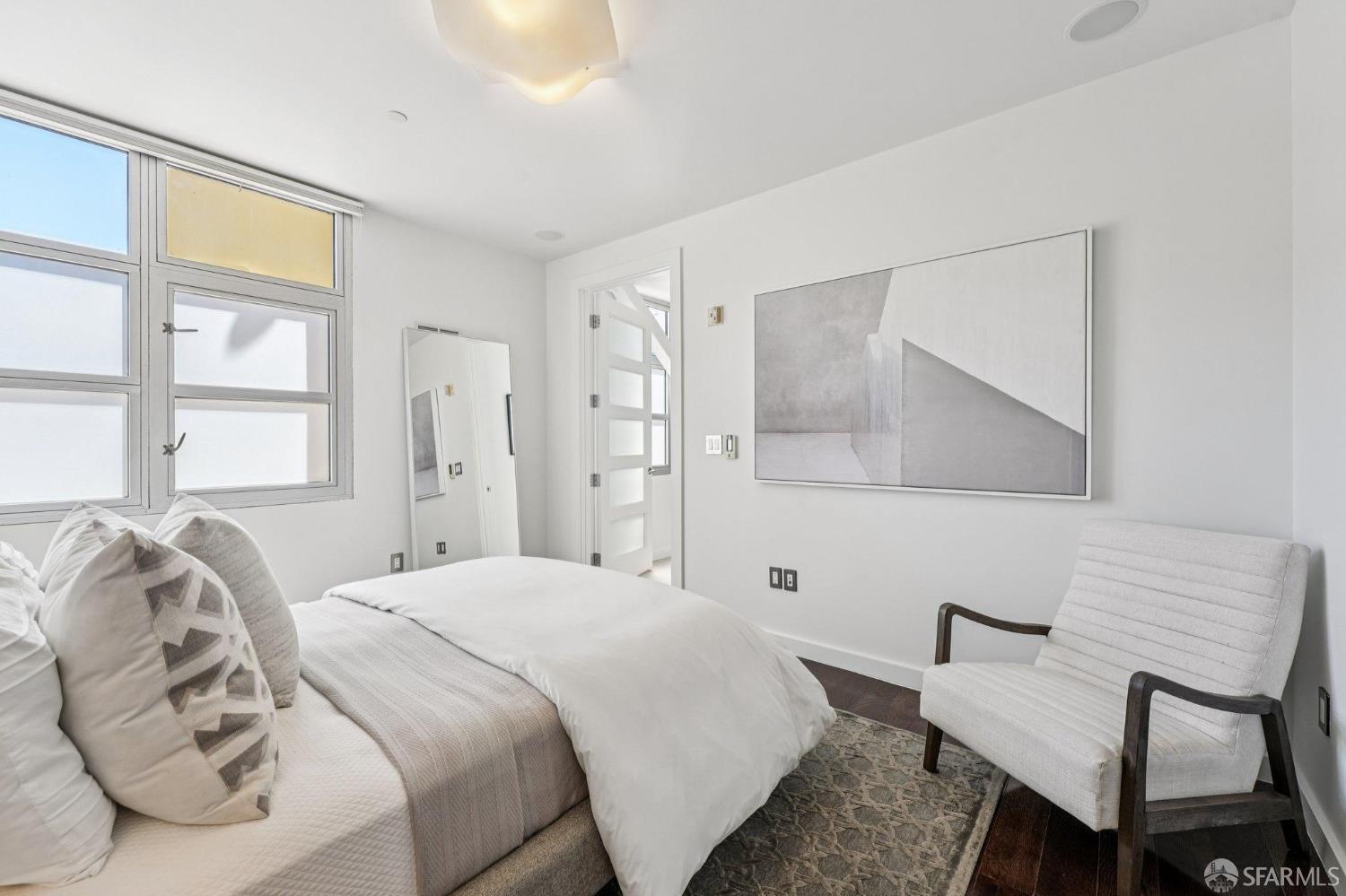 400 Spear Street # 203