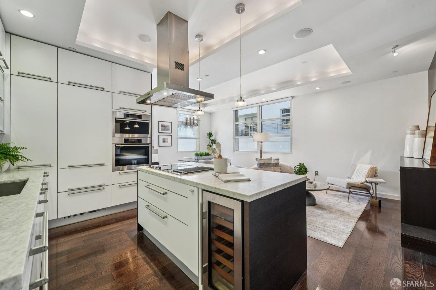 400 Spear Street # 203