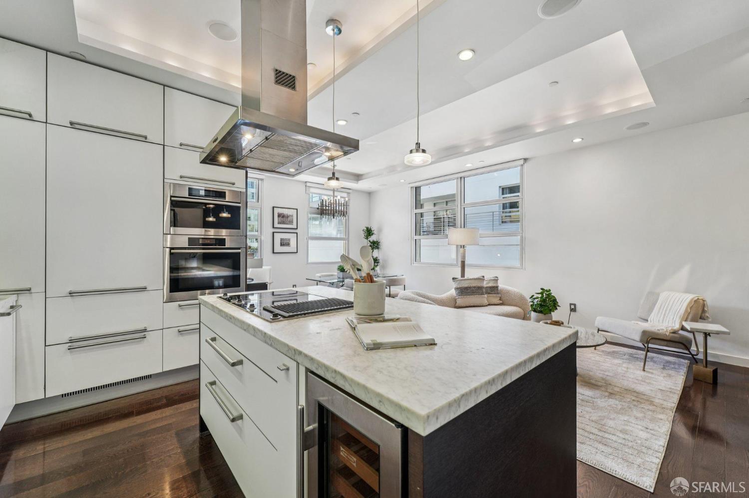 400 Spear Street # 203