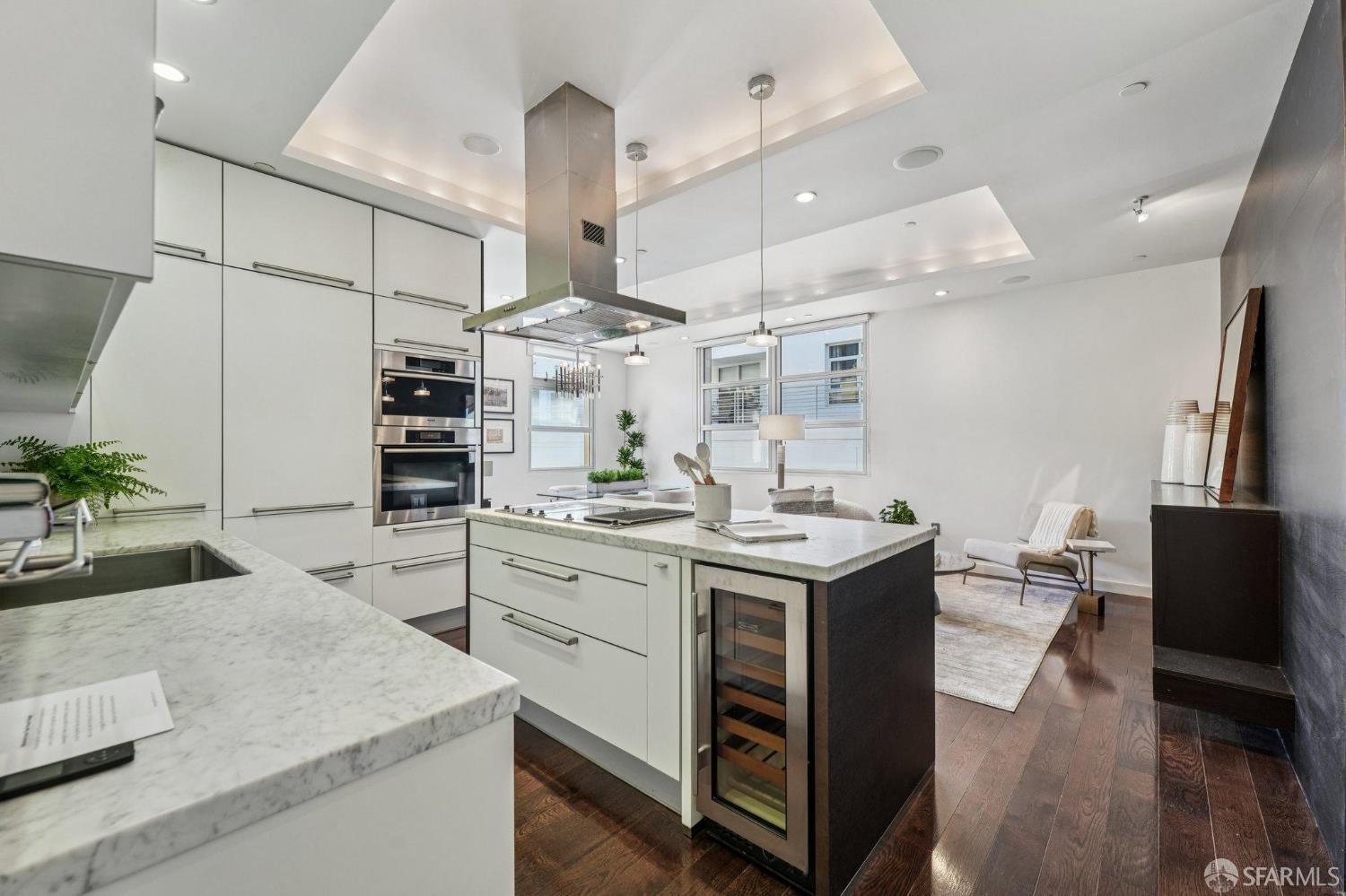 400 Spear Street # 203