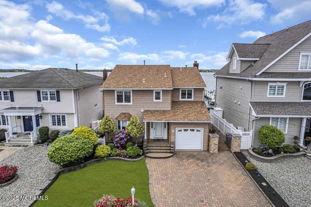 221 Bay Stream Drive