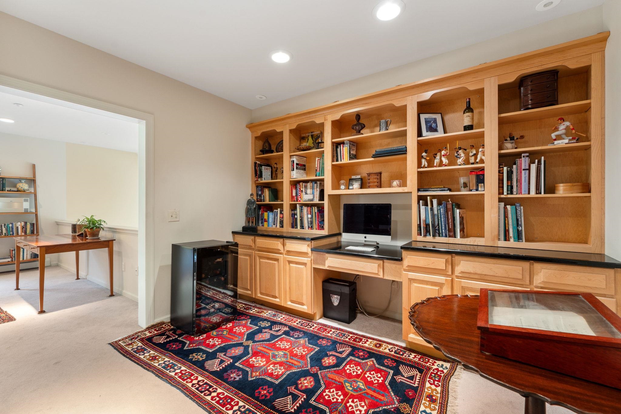 36 Stonehurst Common