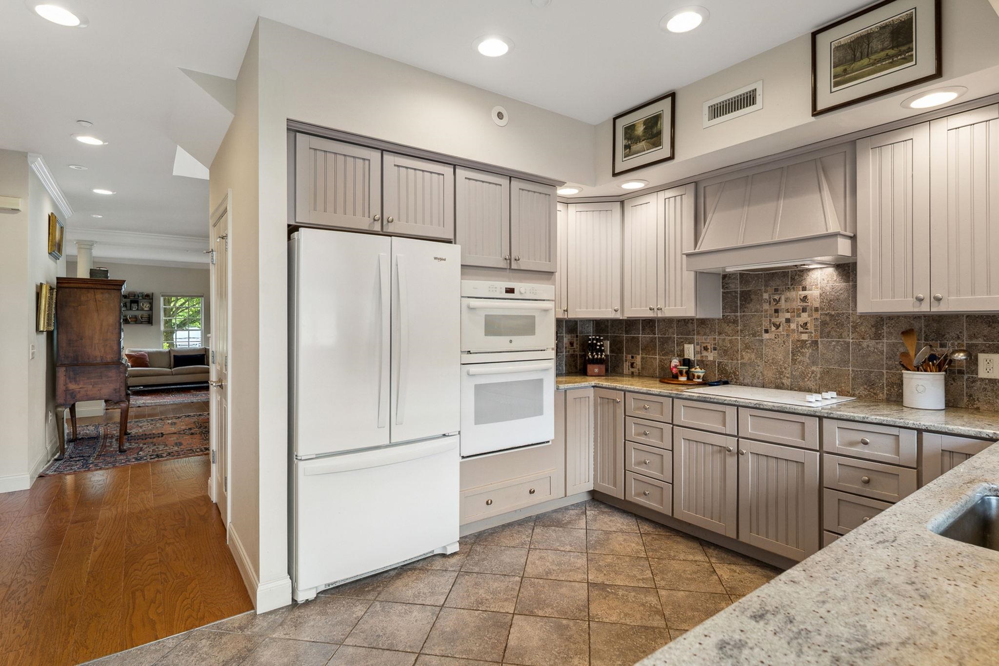36 Stonehurst Common