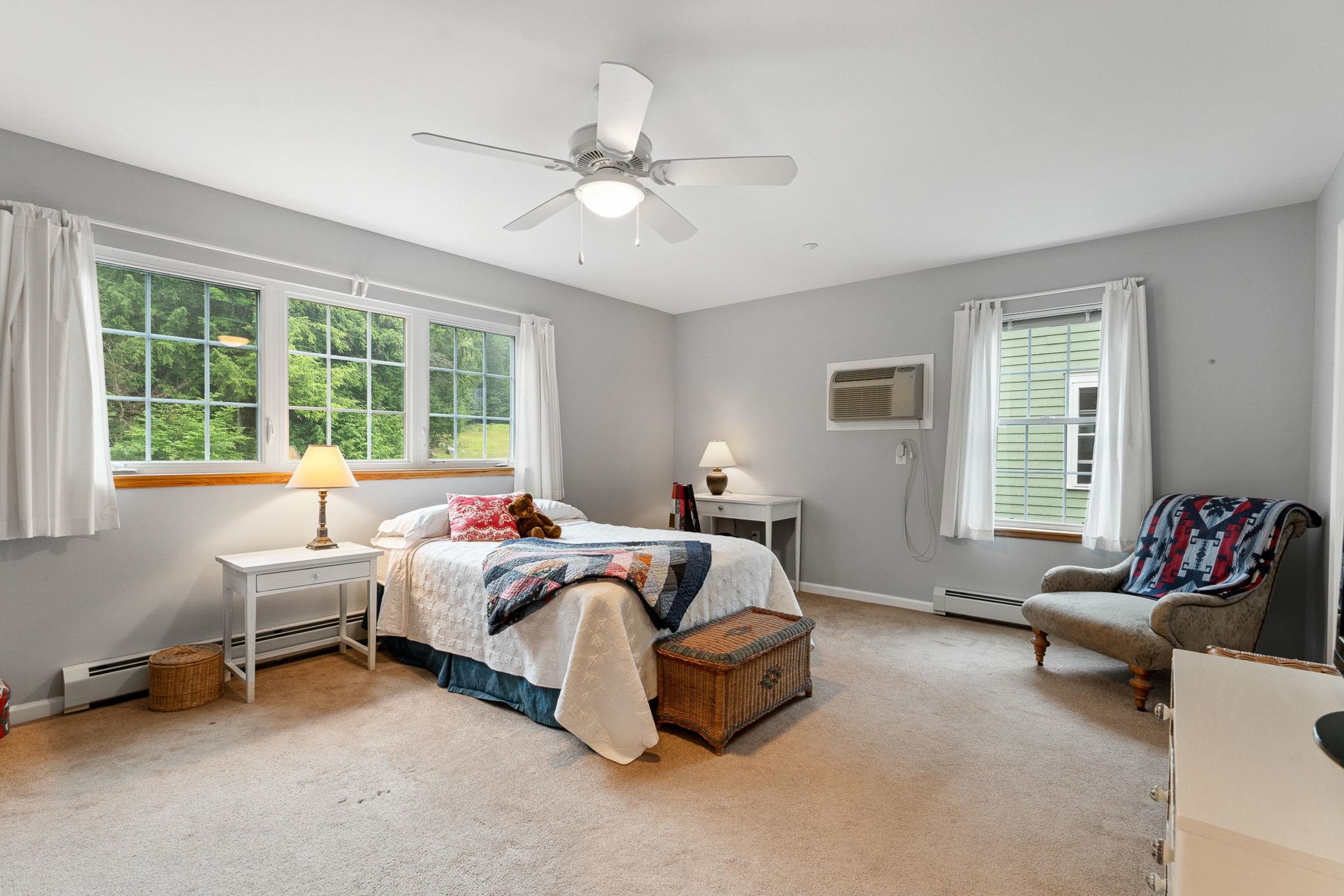 26 Stonehurst Common