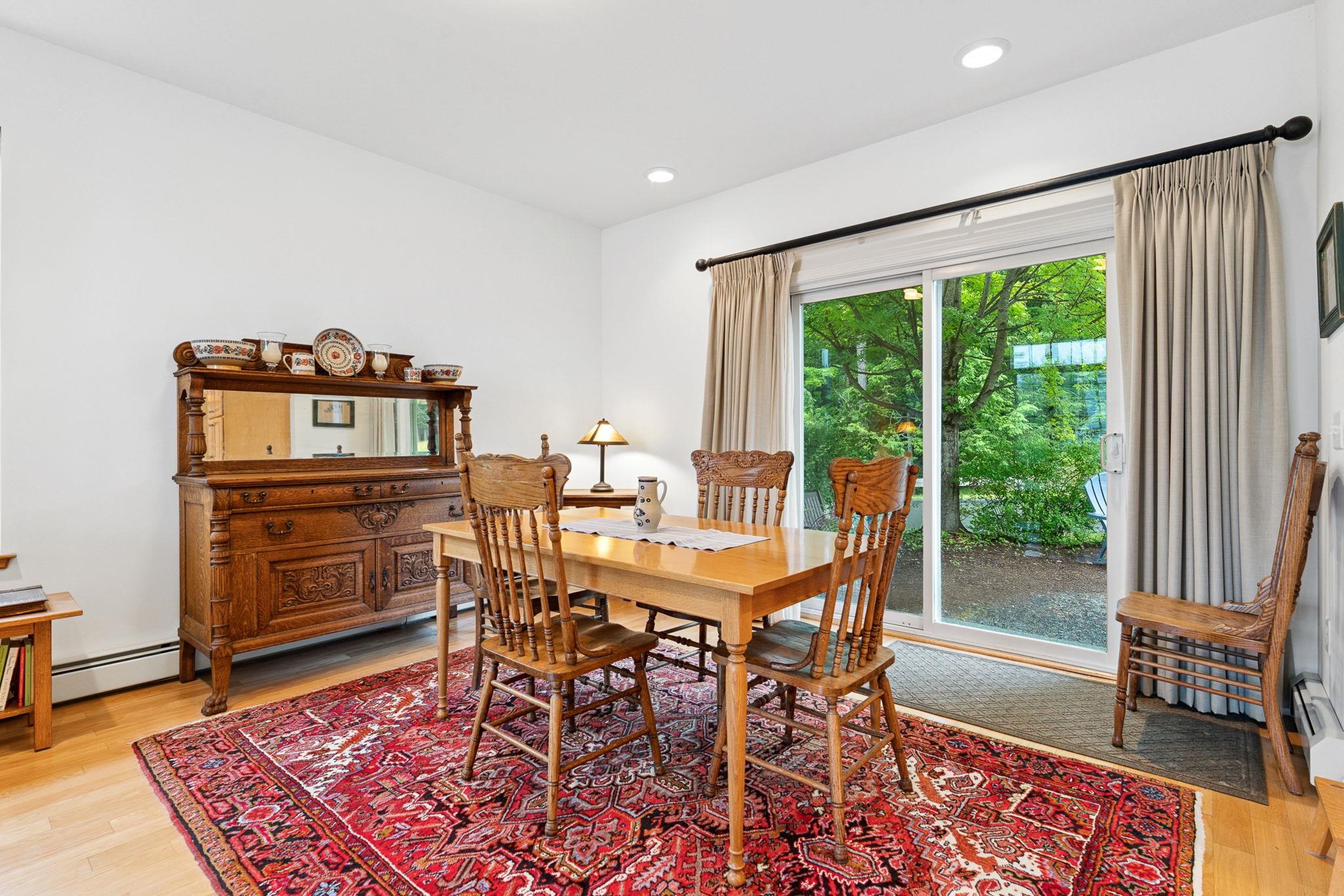 26 Stonehurst Common