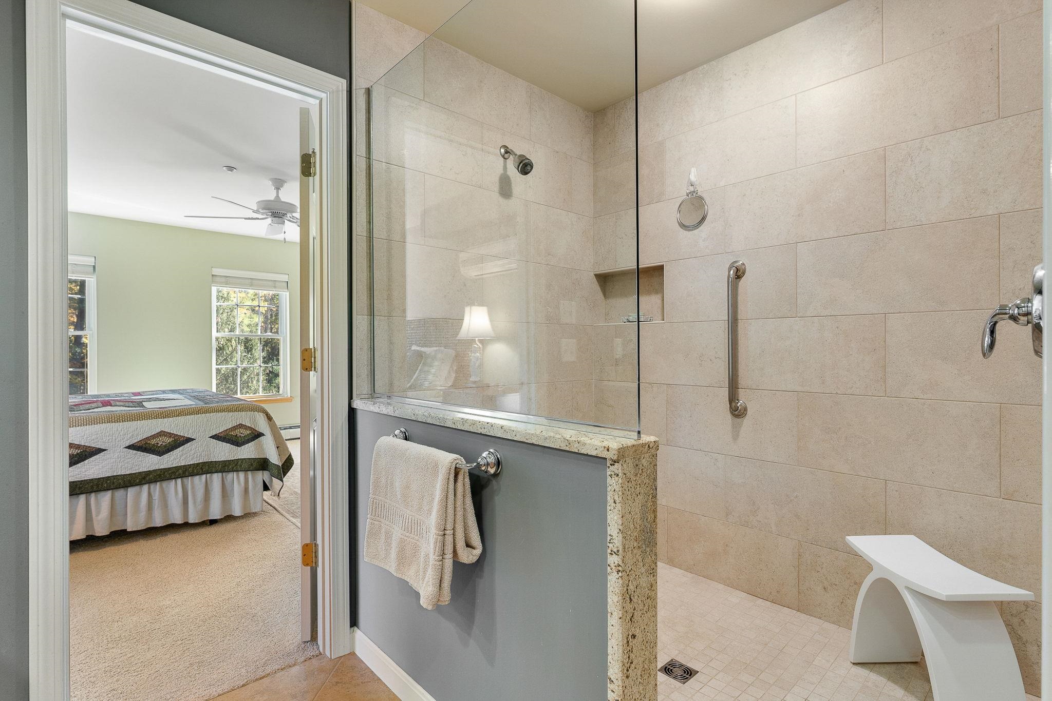 31 Forest Edge Drive