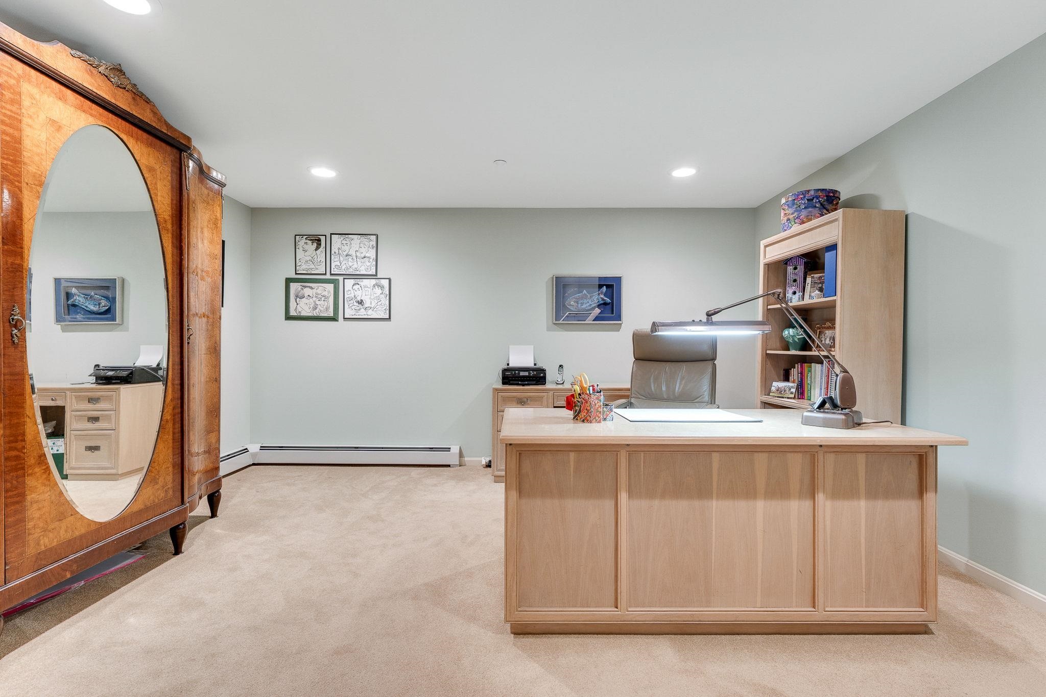 31 Forest Edge Drive