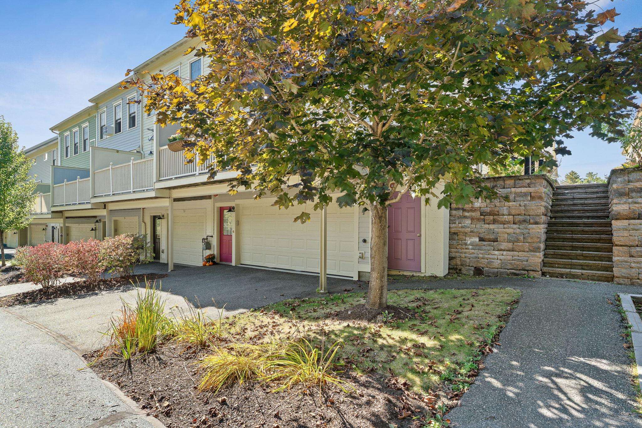 31 Forest Edge Drive