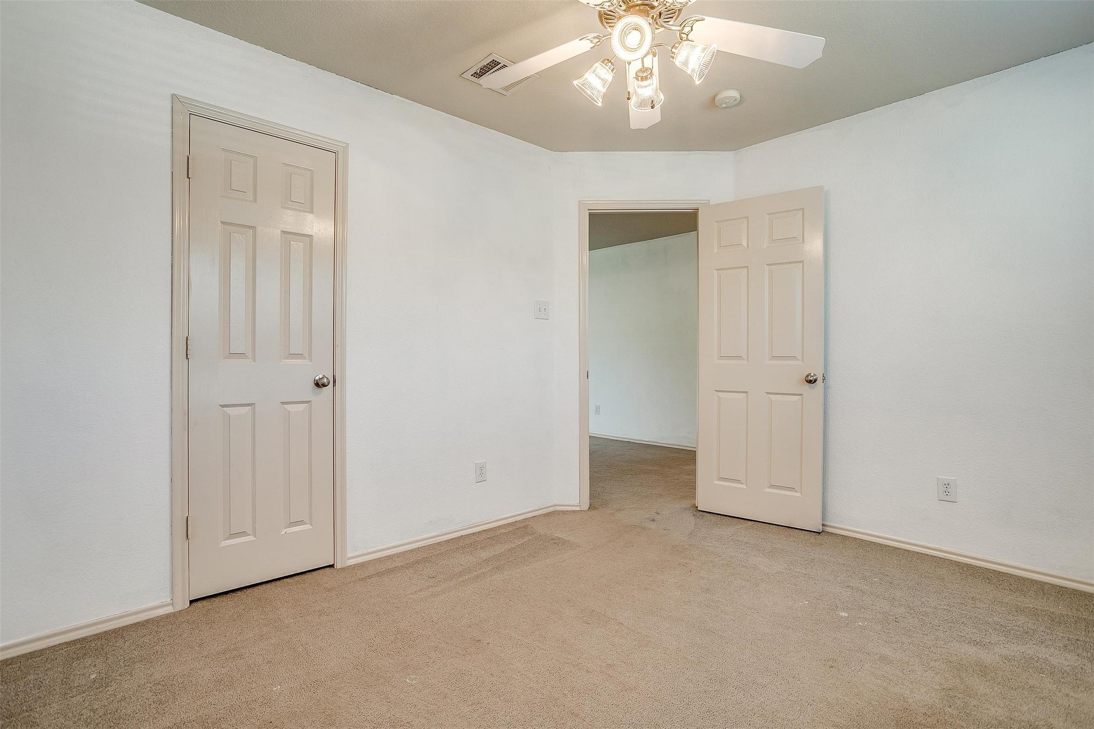 621 Condor Trail
