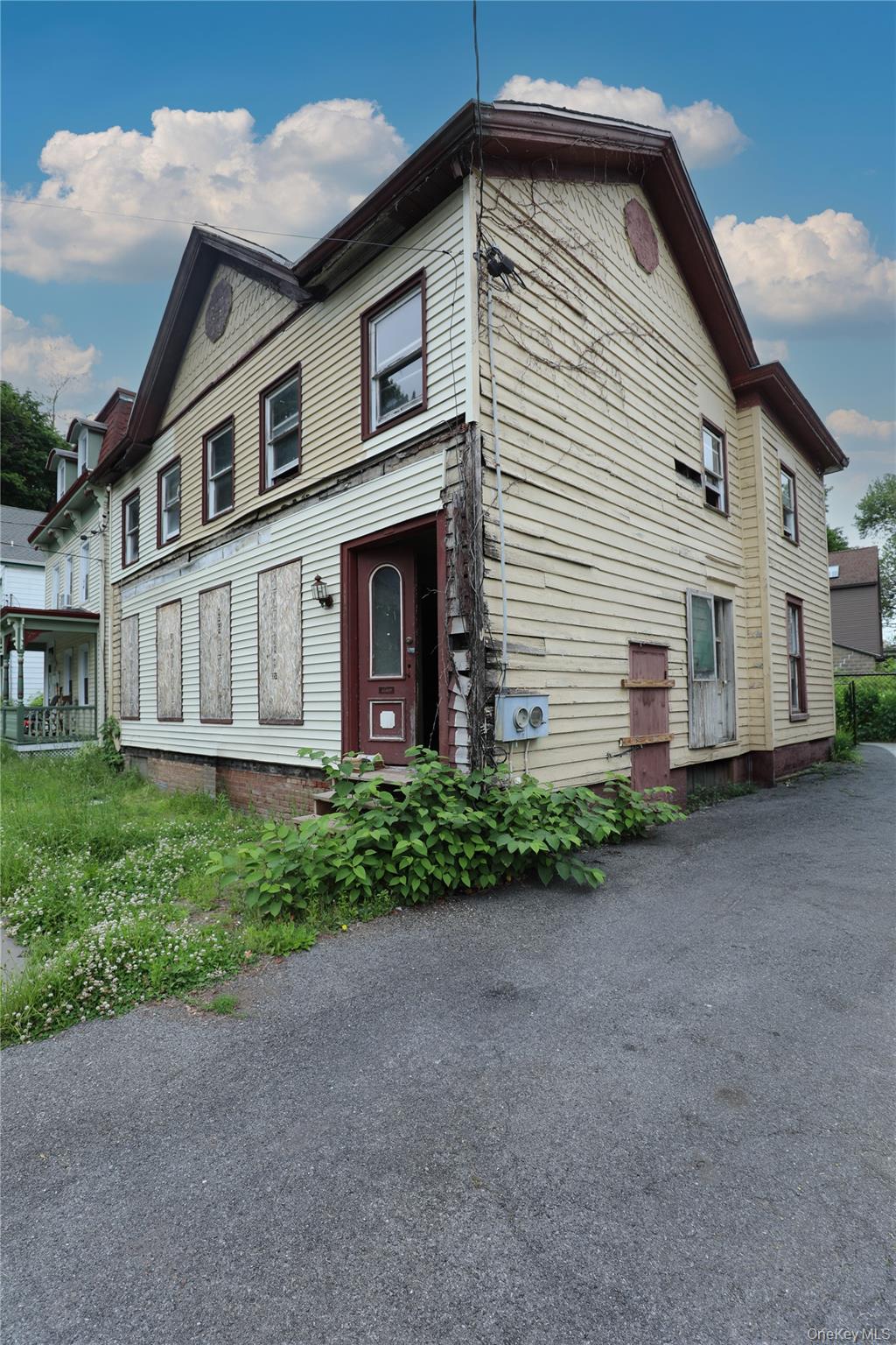 112 Hone Street