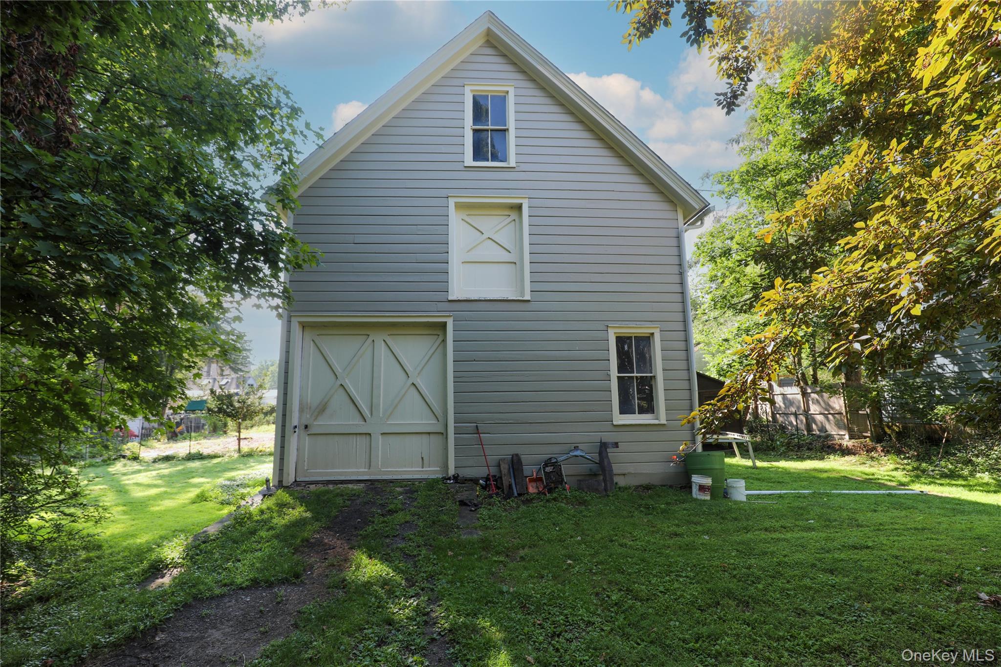 12-16 Lounsbury Place