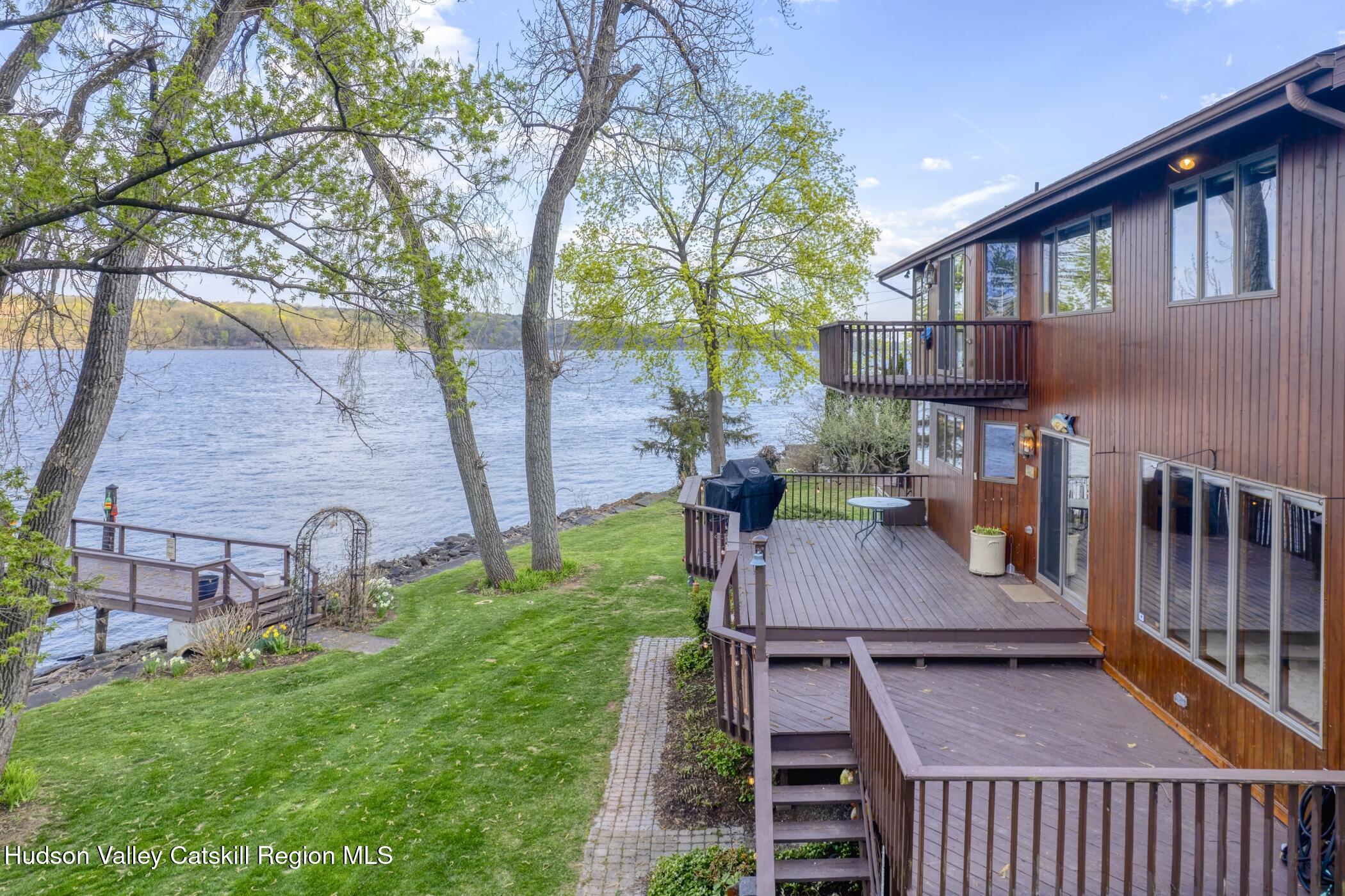 206 Riverside Drive, Malden