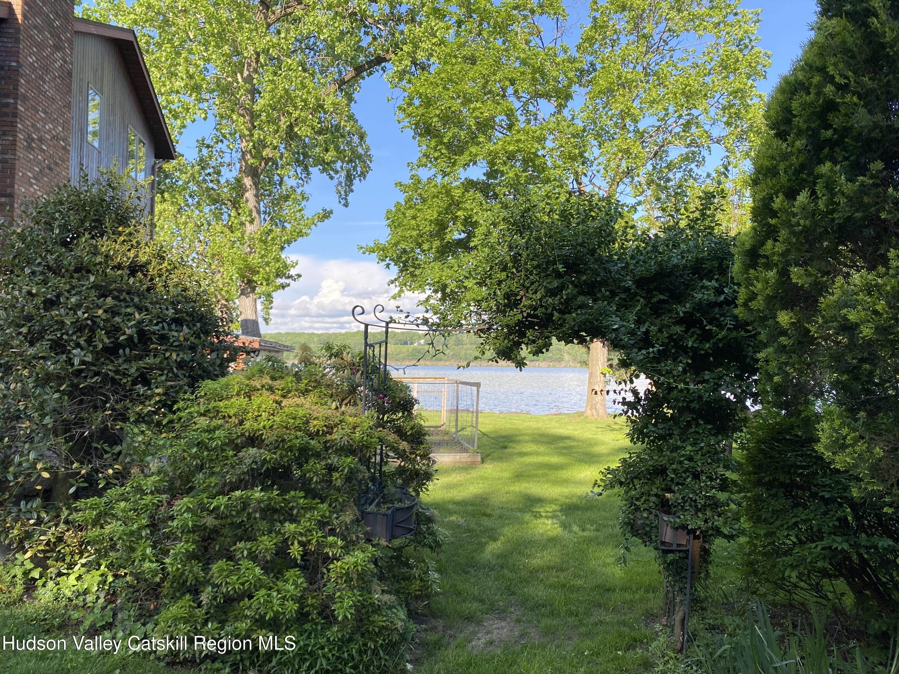 206 Riverside Drive, Malden