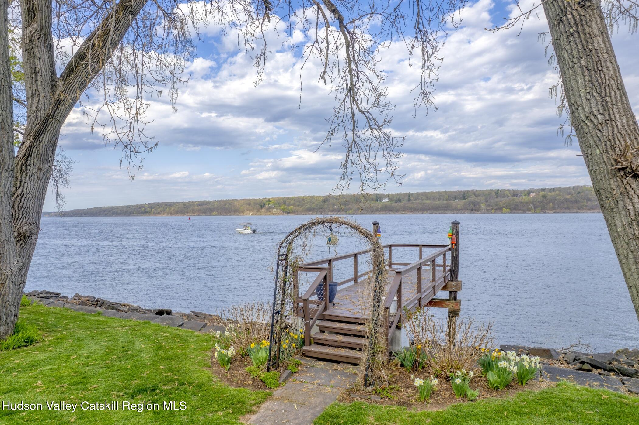 206 Riverside Drive, Malden