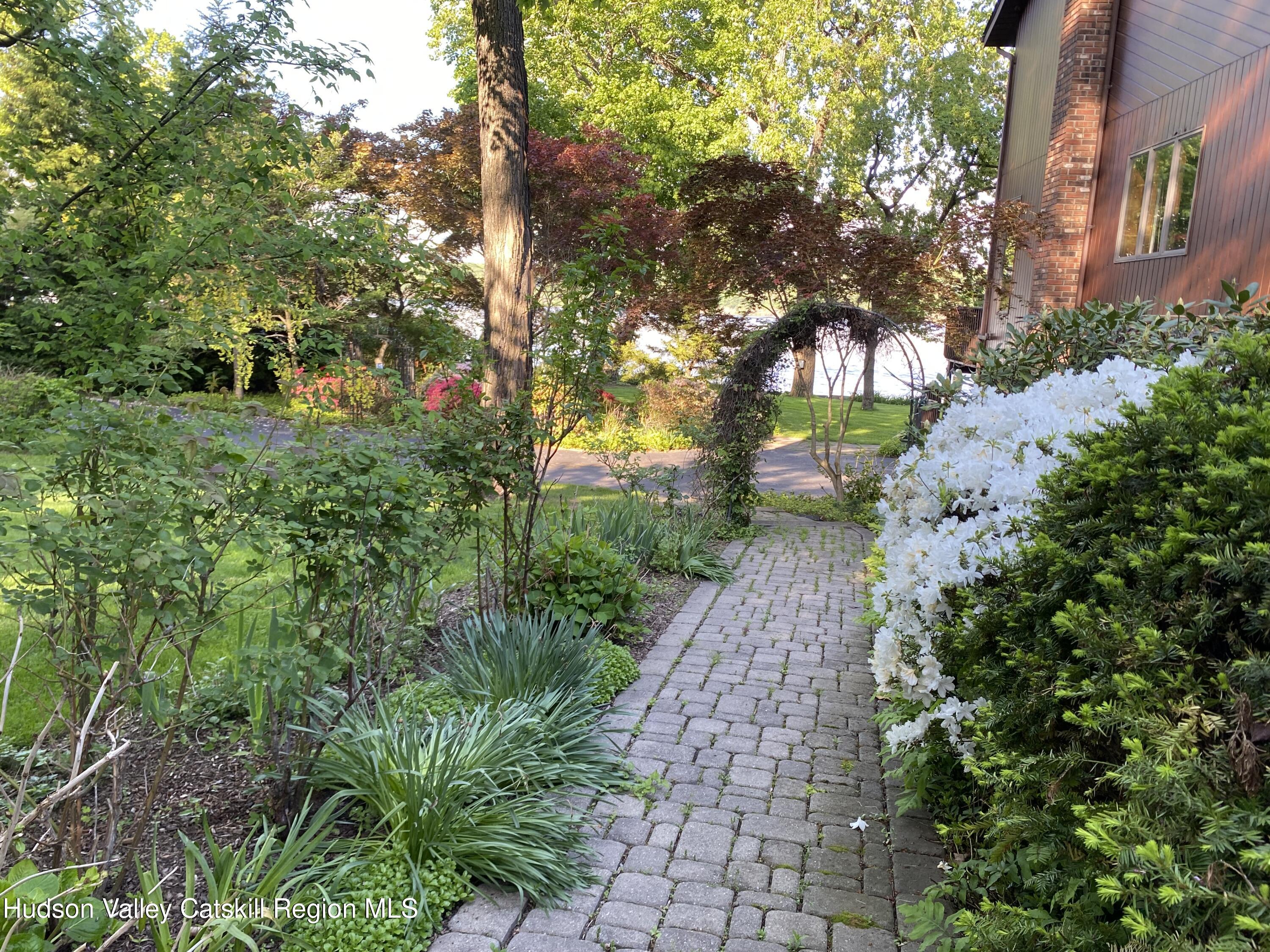 206 Riverside Drive, Malden