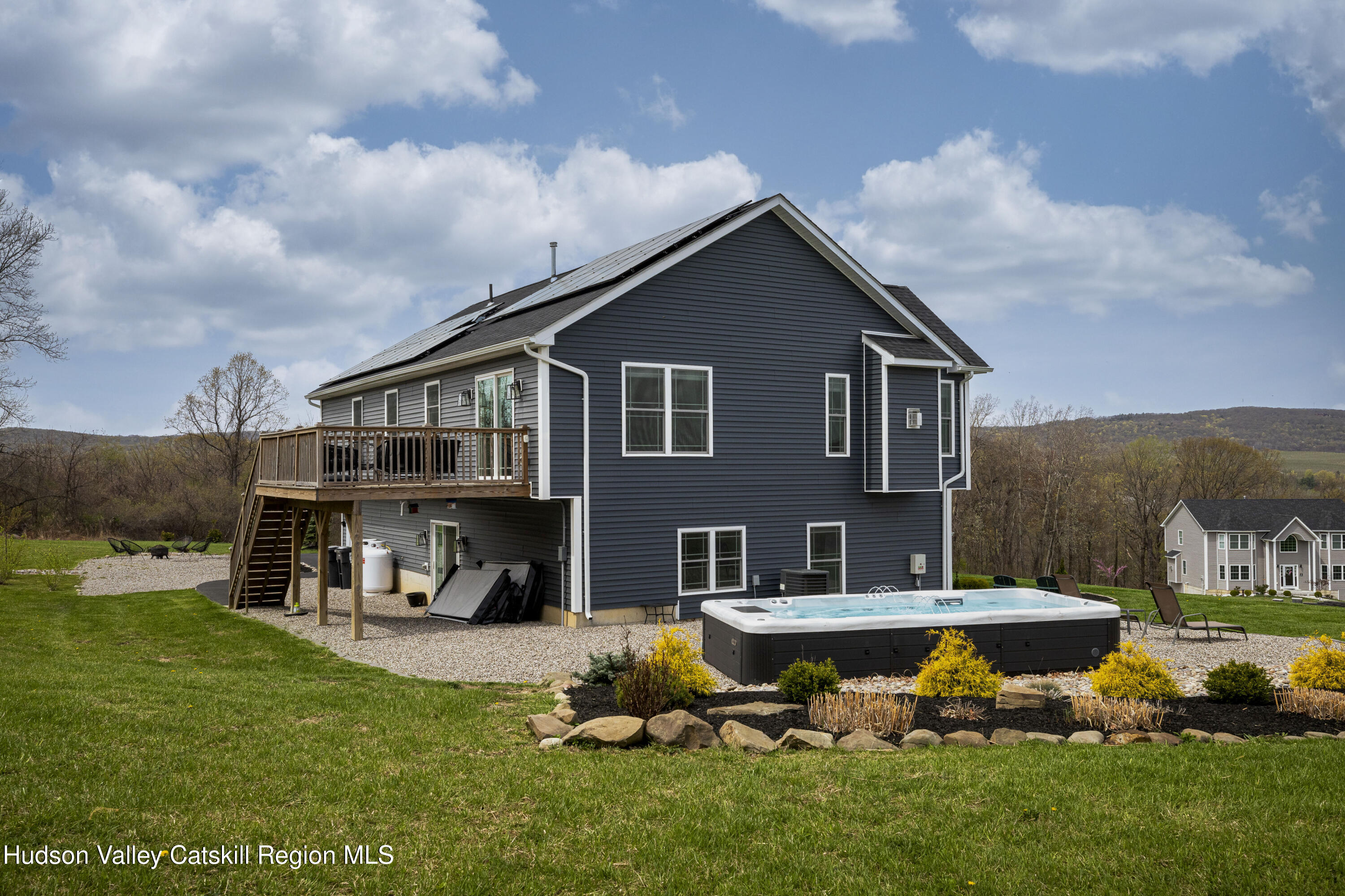 25 Meadow View Drive