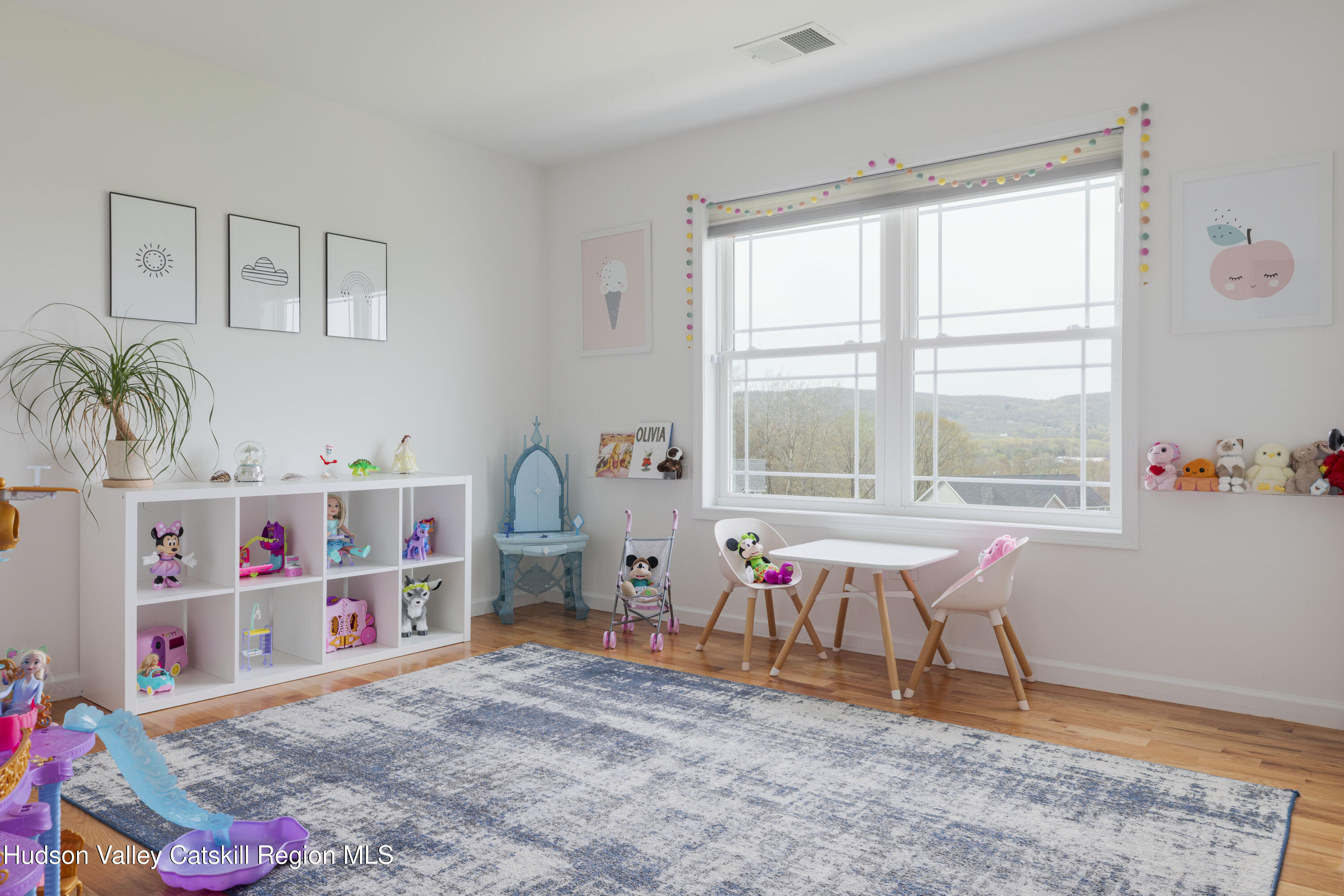 25 Meadow View Drive