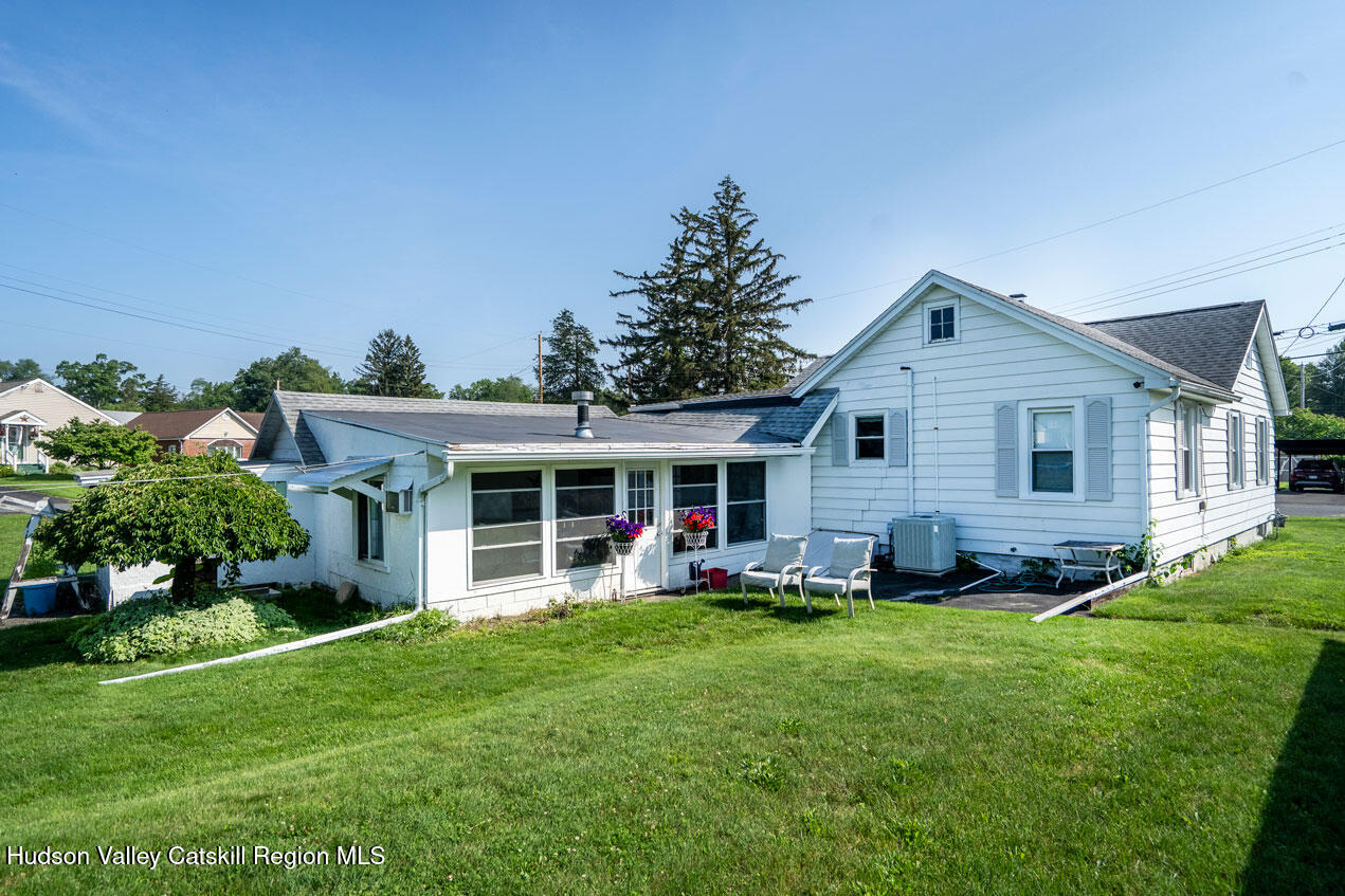 101 Hinsdale Street
