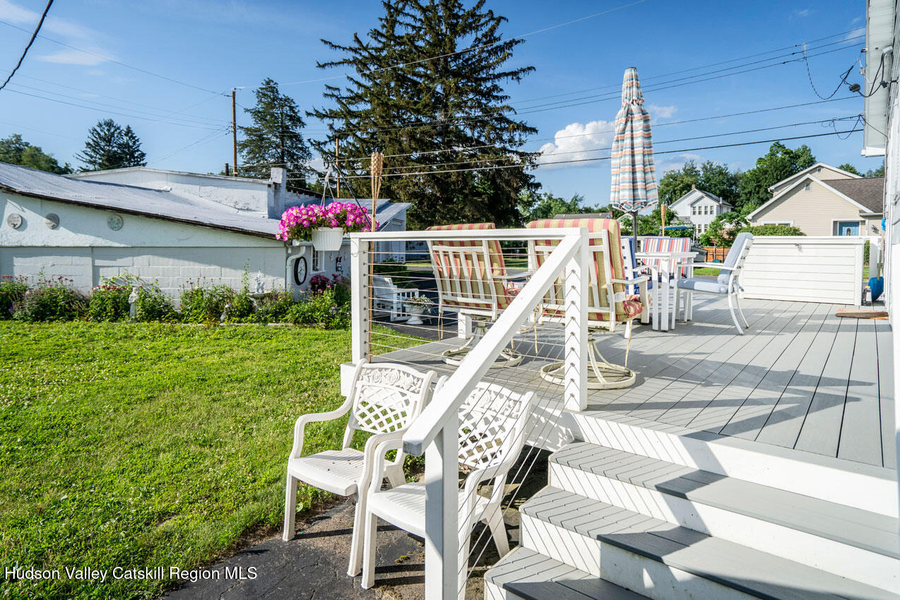 101 Hinsdale Street