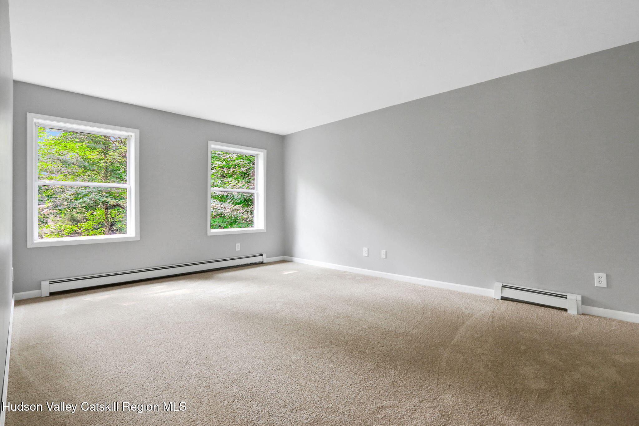 10 Lairds Court