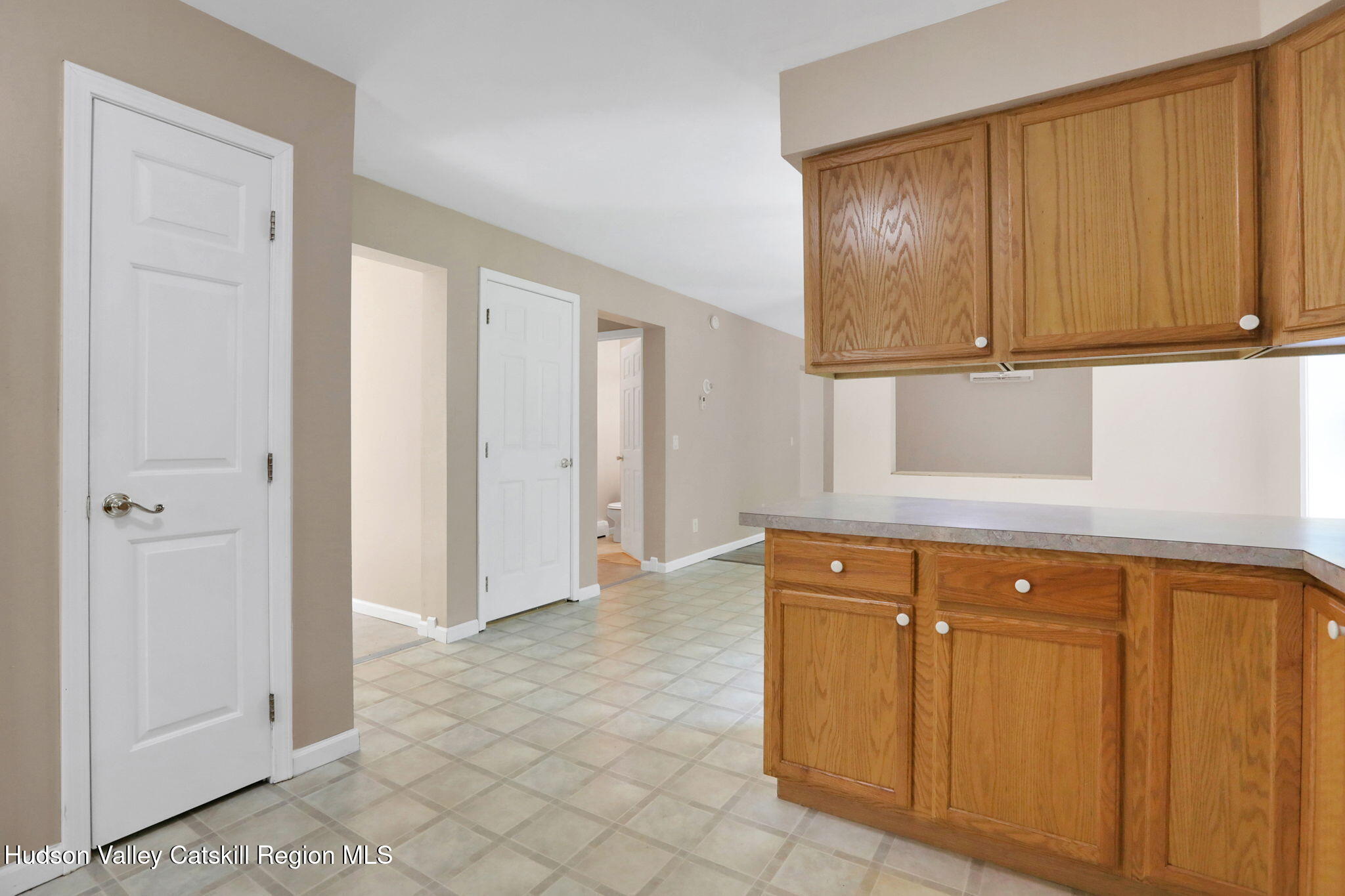 10 Lairds Court