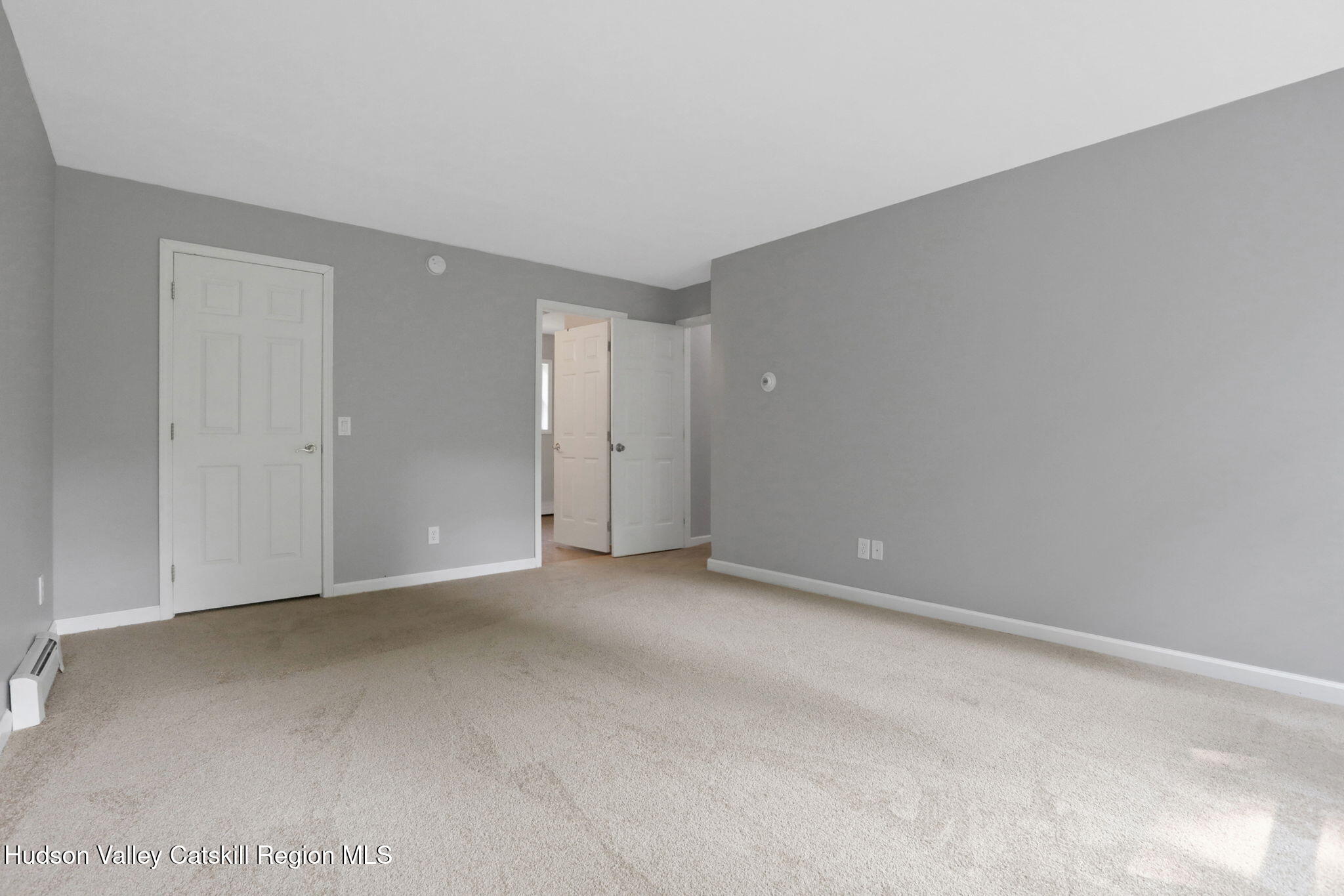 10 Lairds Court