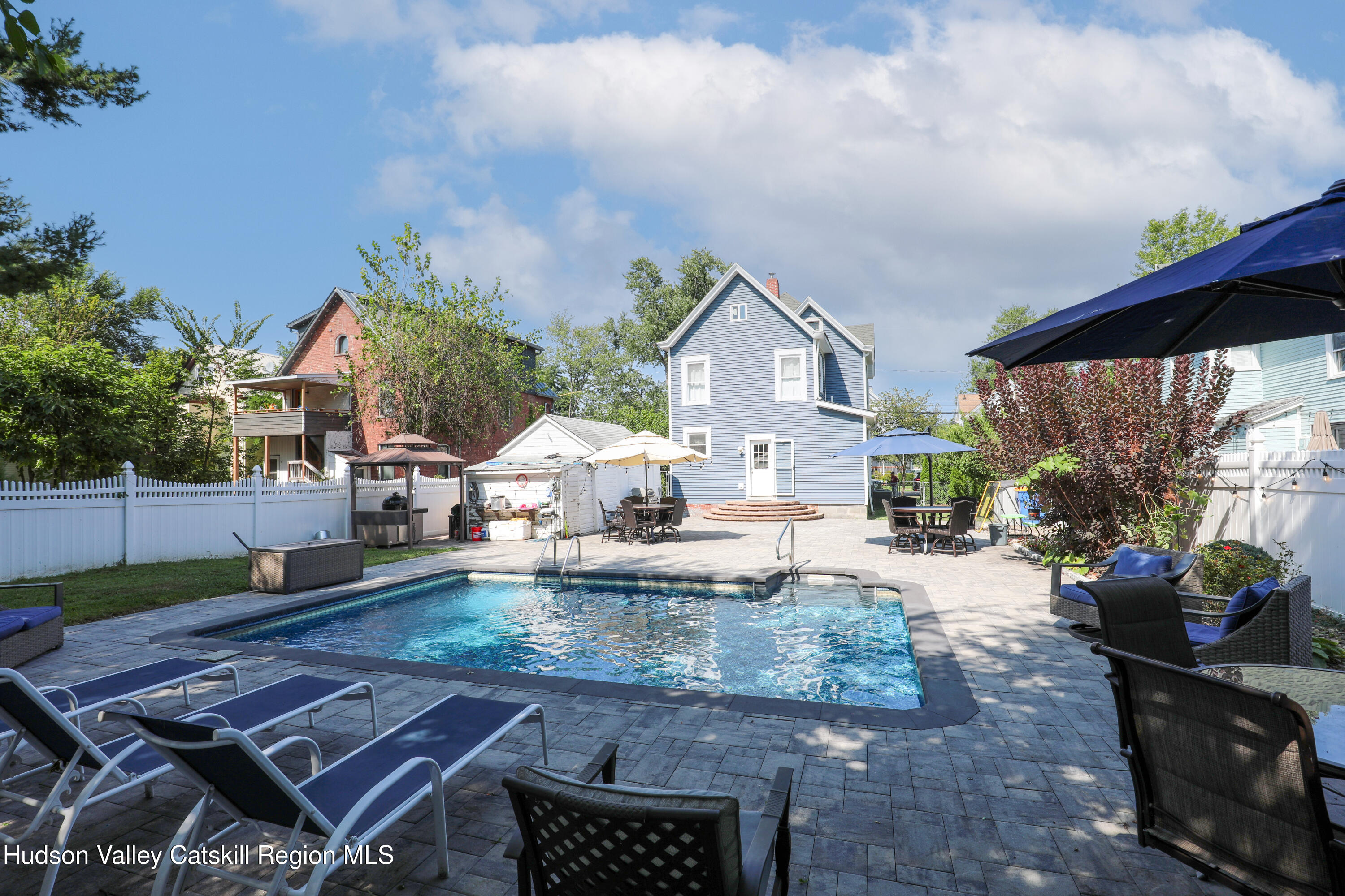159 Smith Avenue