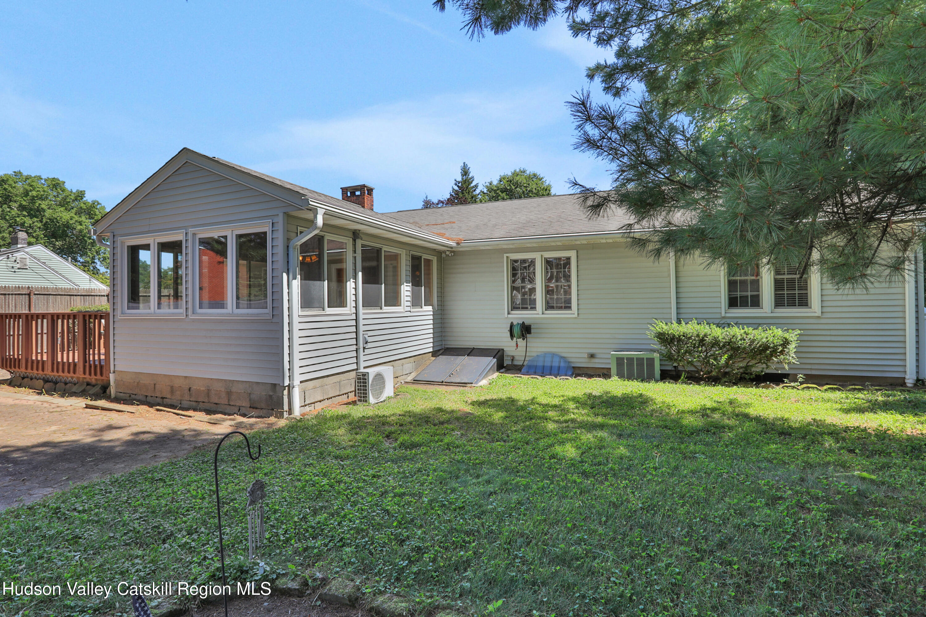 1041 Pine Place