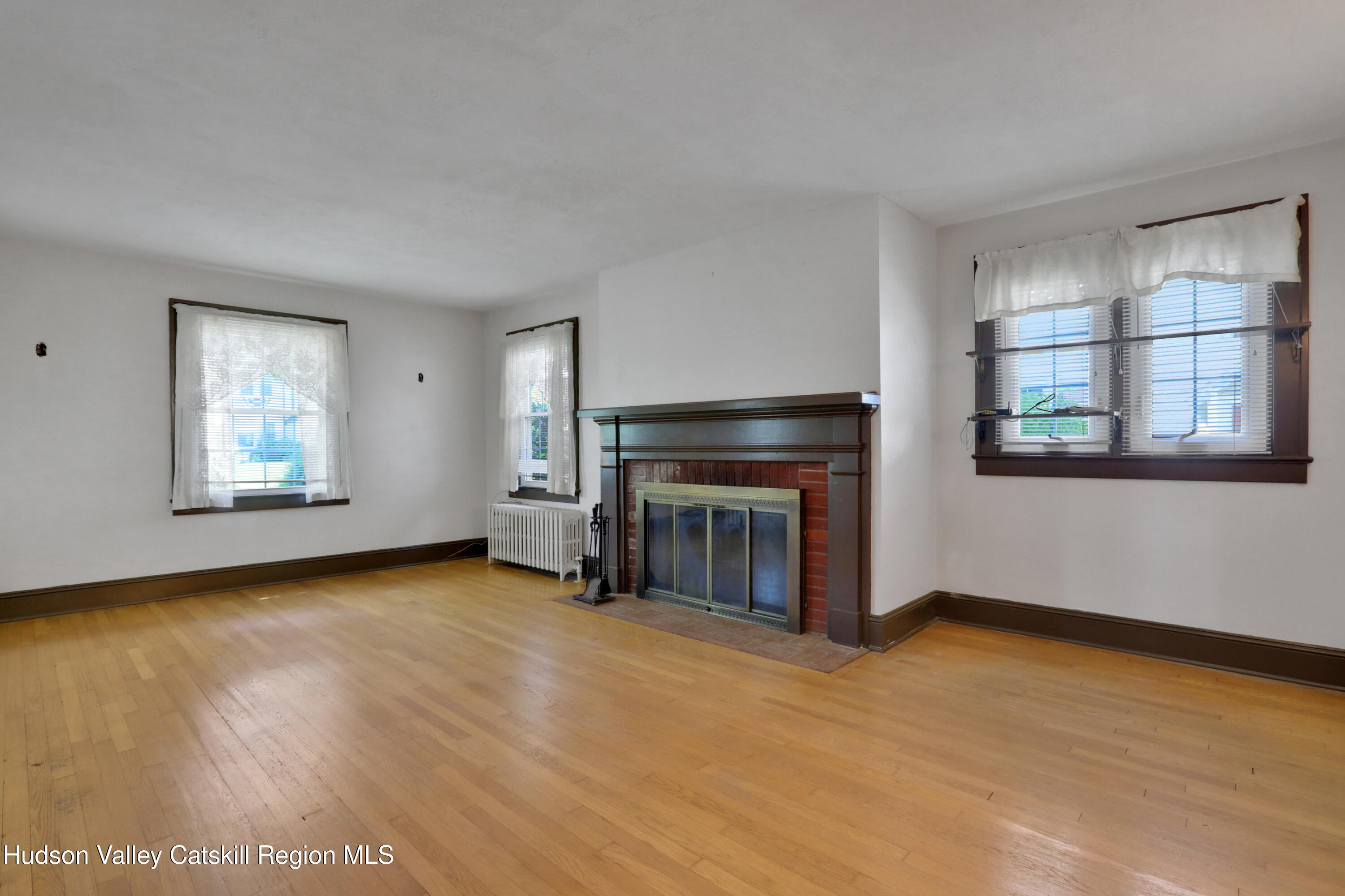 94 Roosevelt Avenue