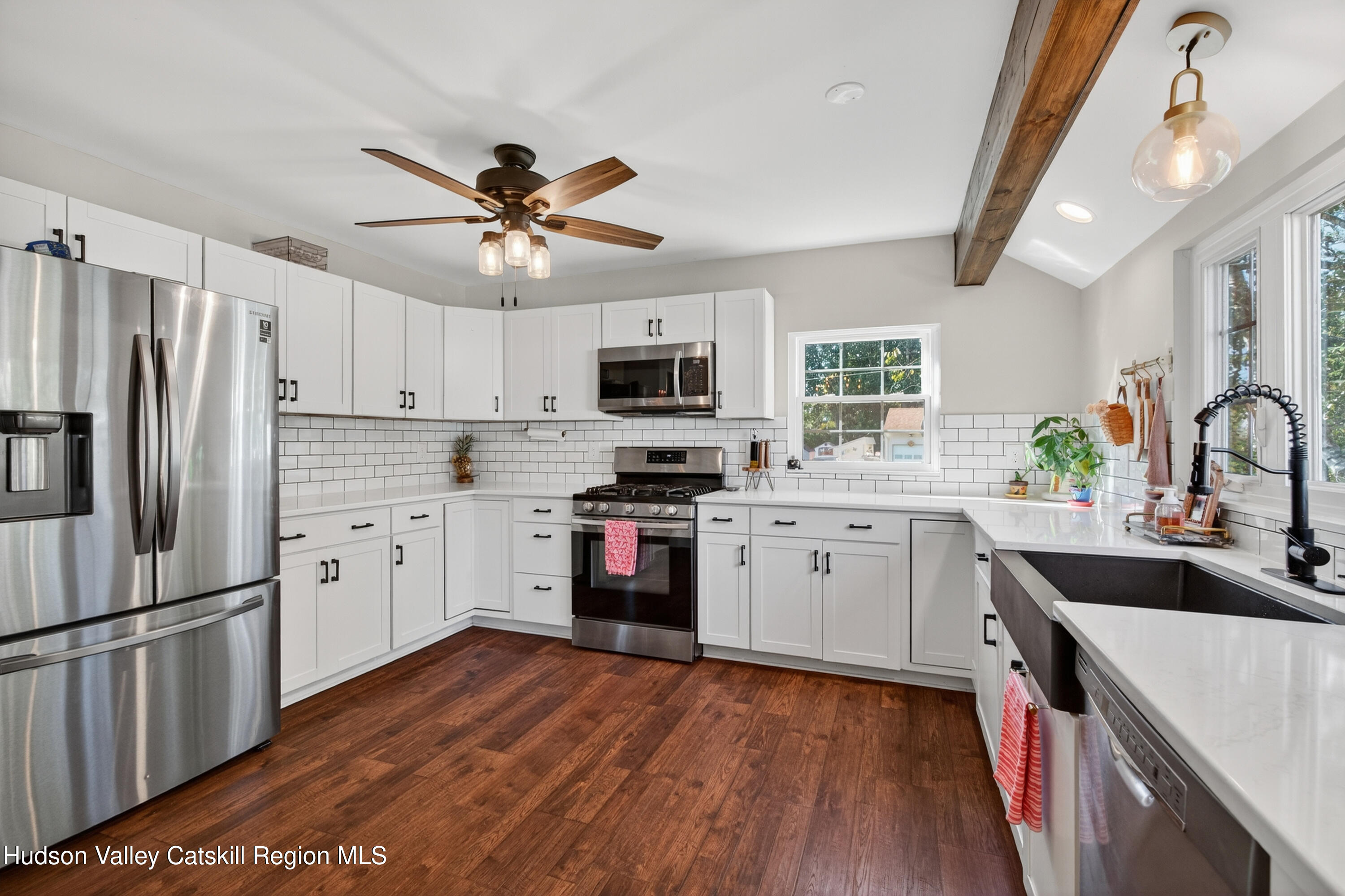 2 Edgewood Drive