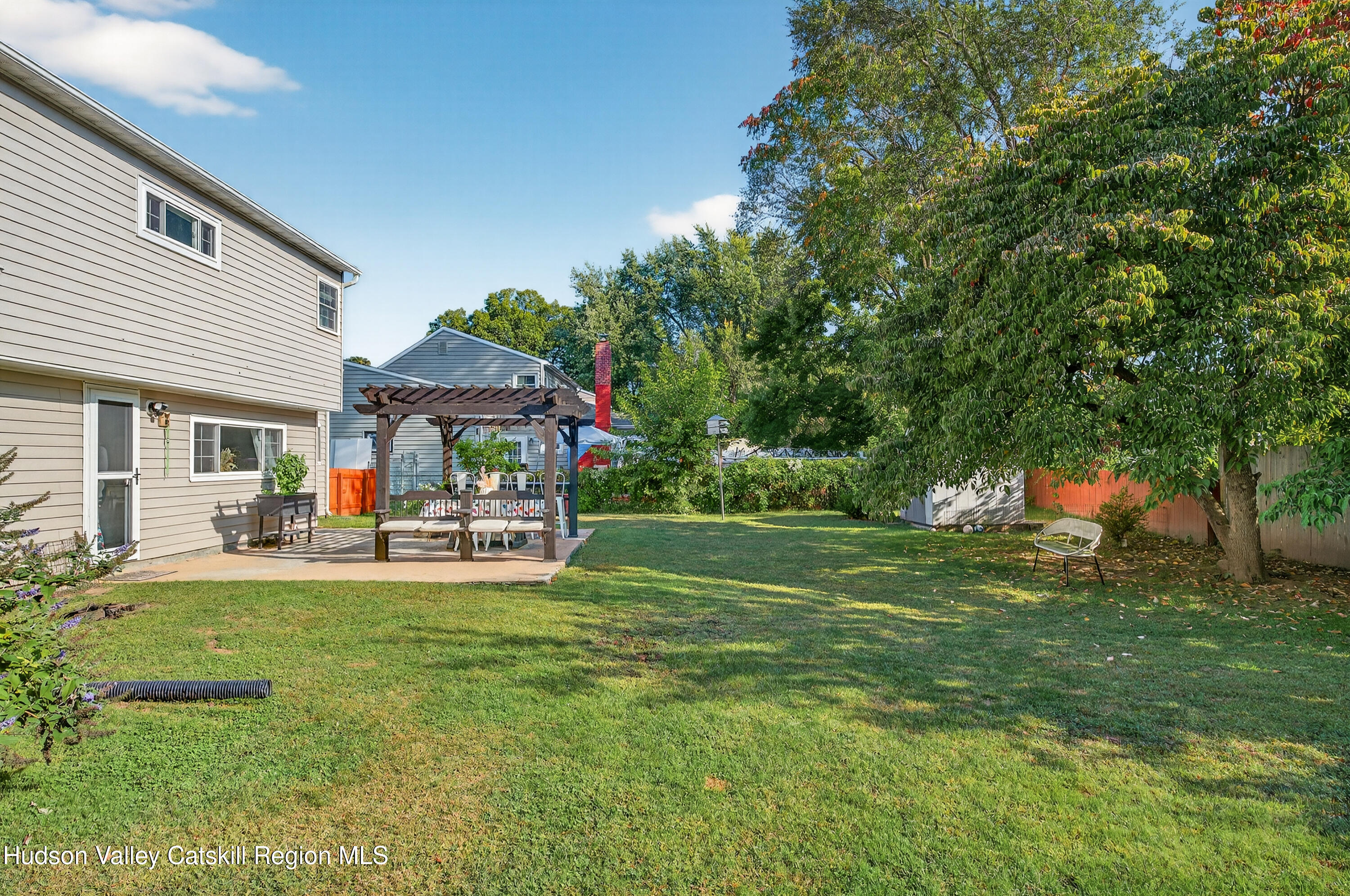 2 Edgewood Drive