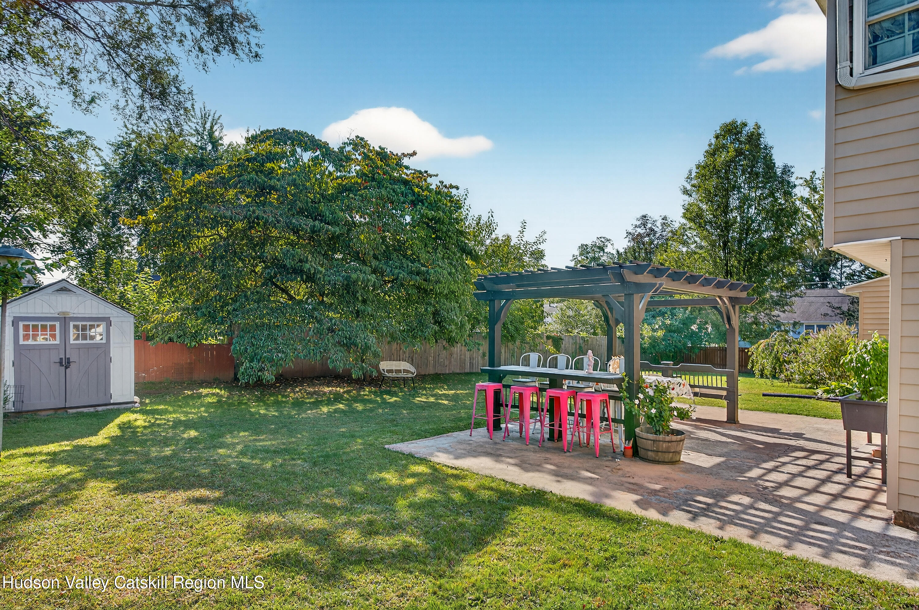 2 Edgewood Drive