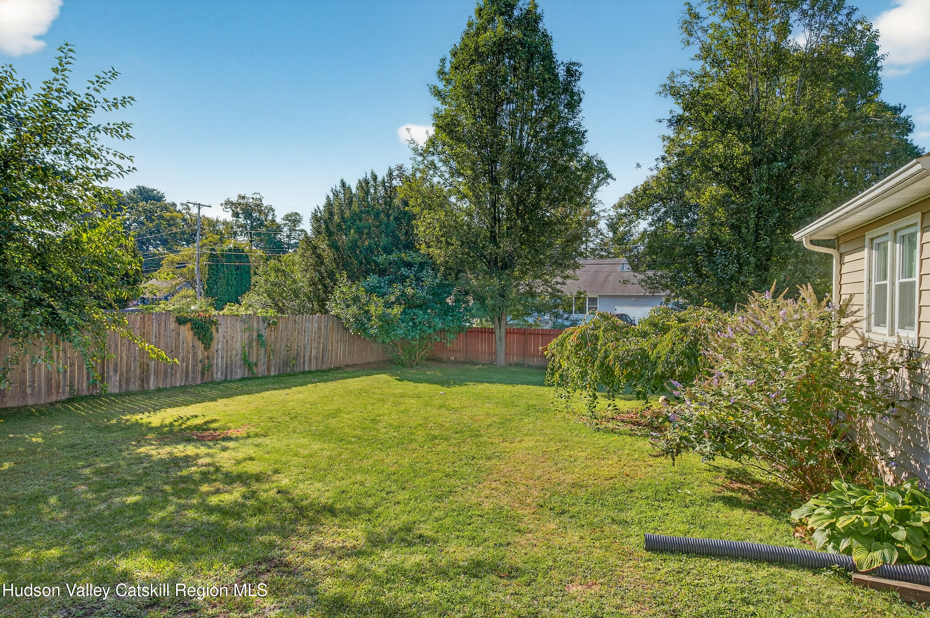 2 Edgewood Drive