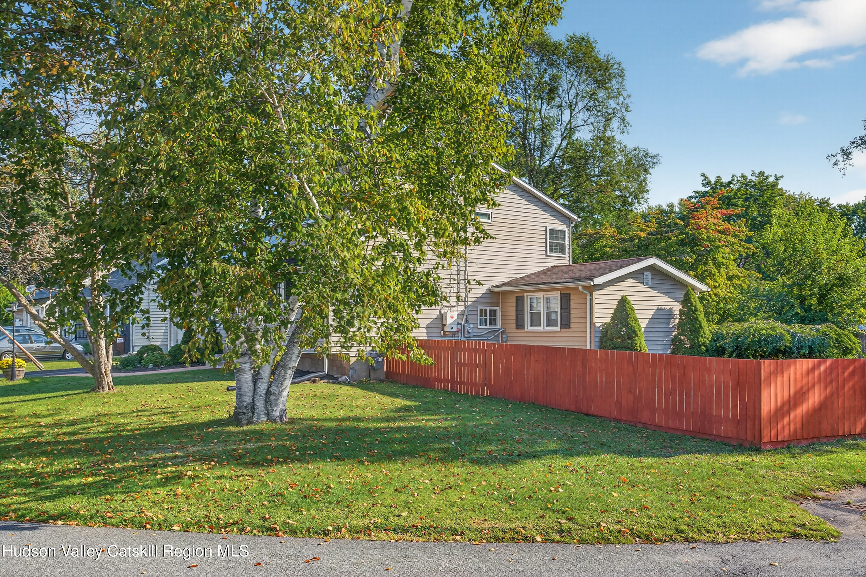 2 Edgewood Drive