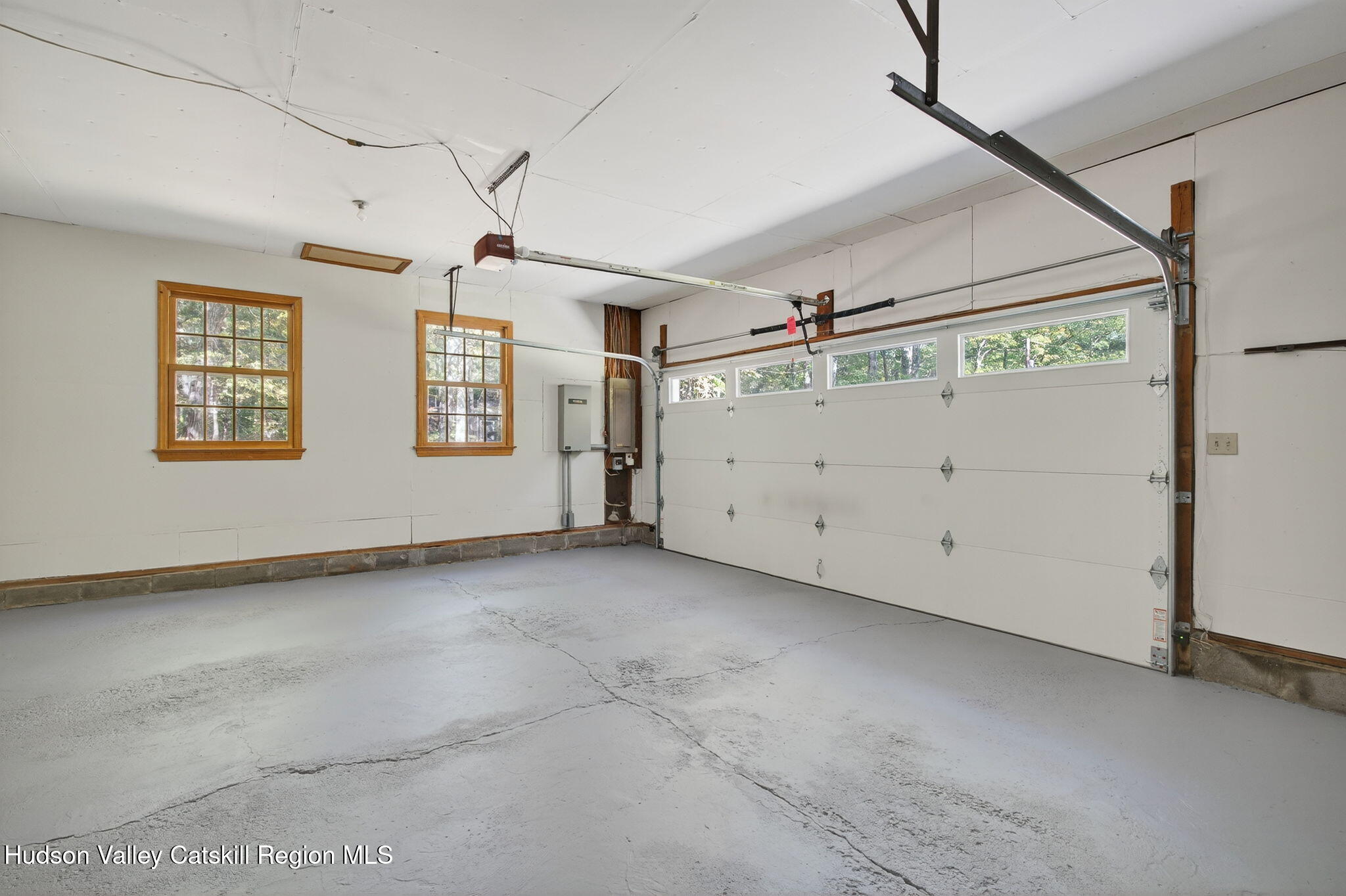 19 Livingston Ct. Court