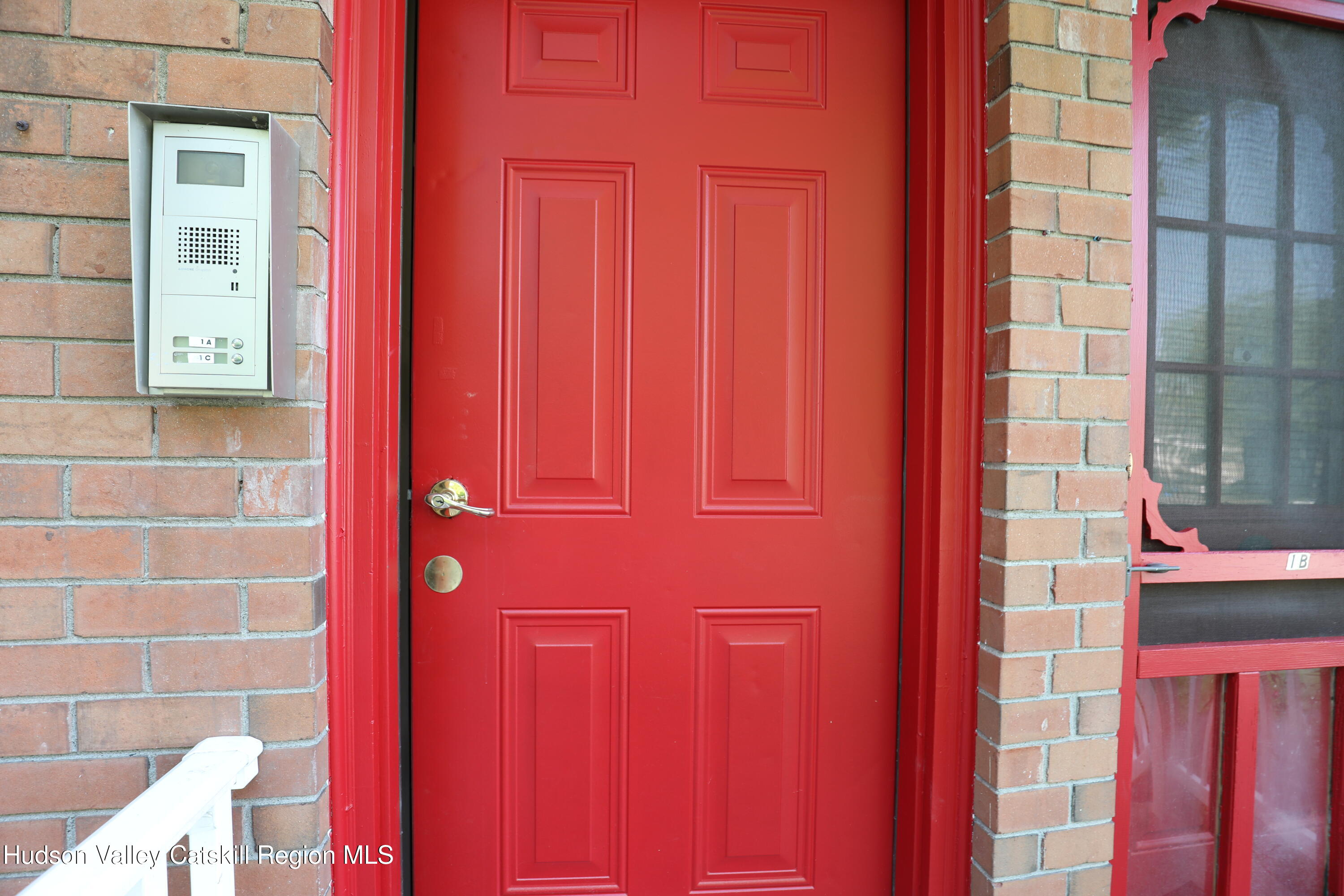 30 Lamb Avenue
