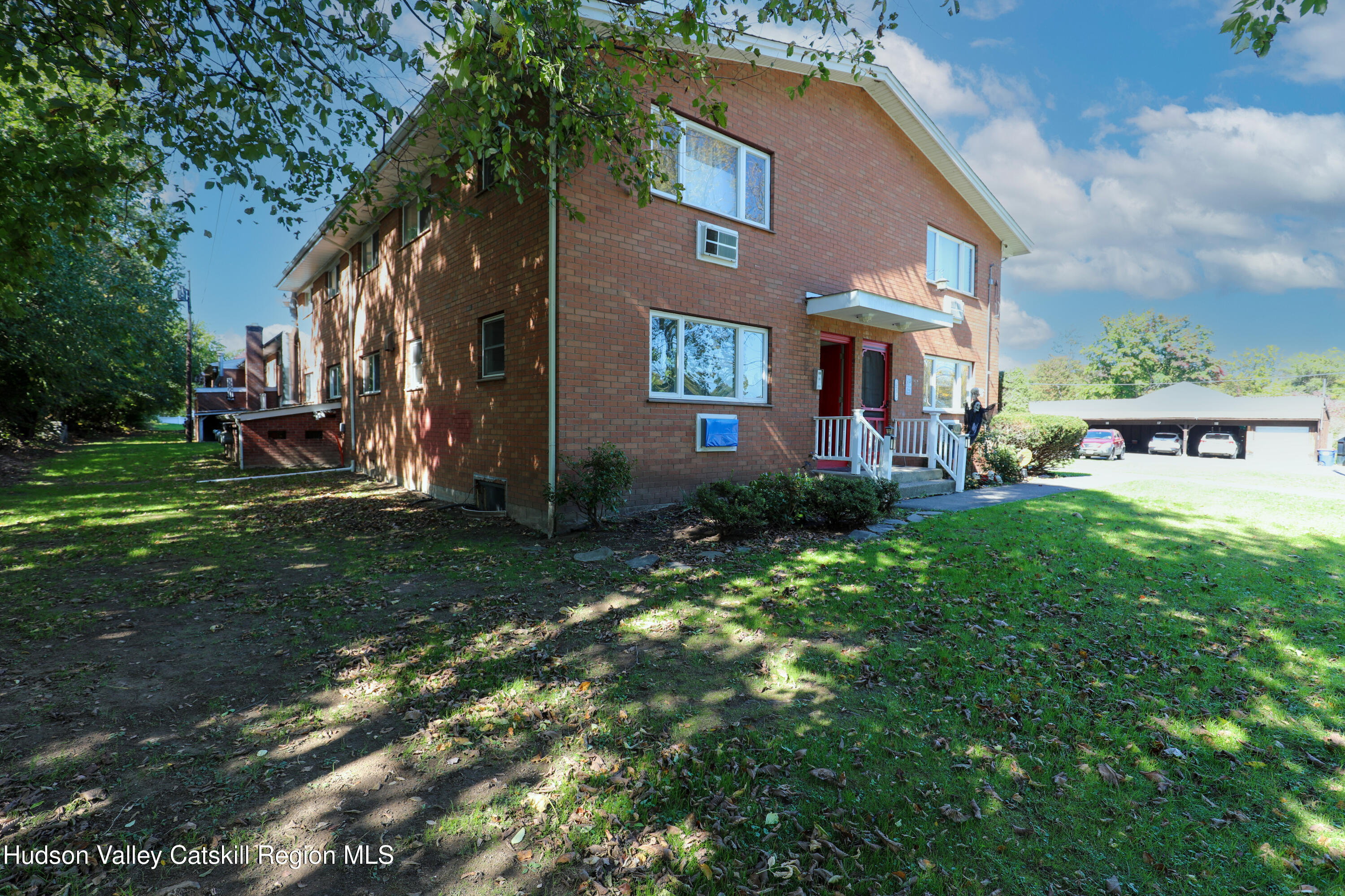 30 Lamb Avenue