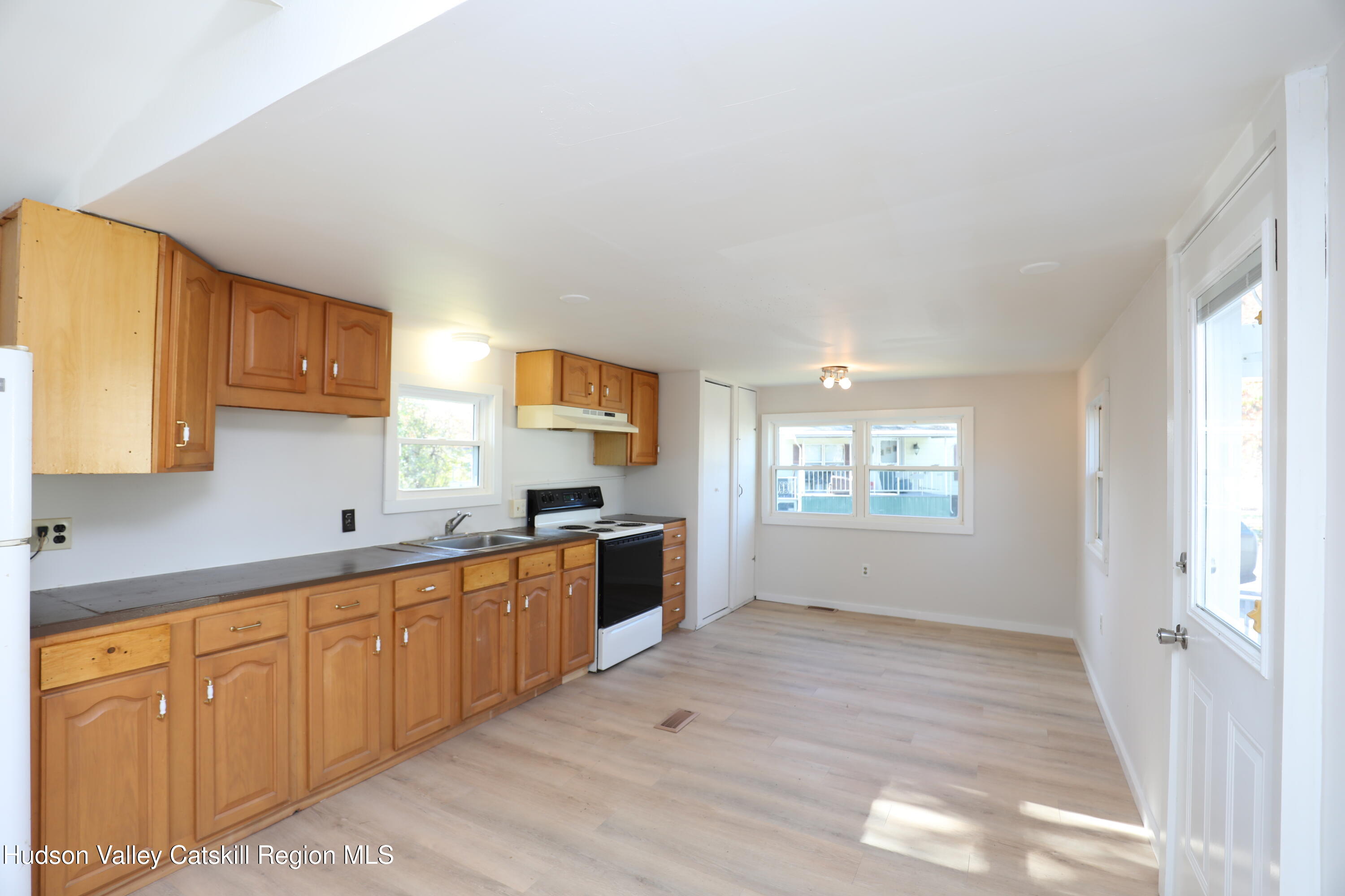 414 Joslen Boulevard, 19, Hudson Unit: 19