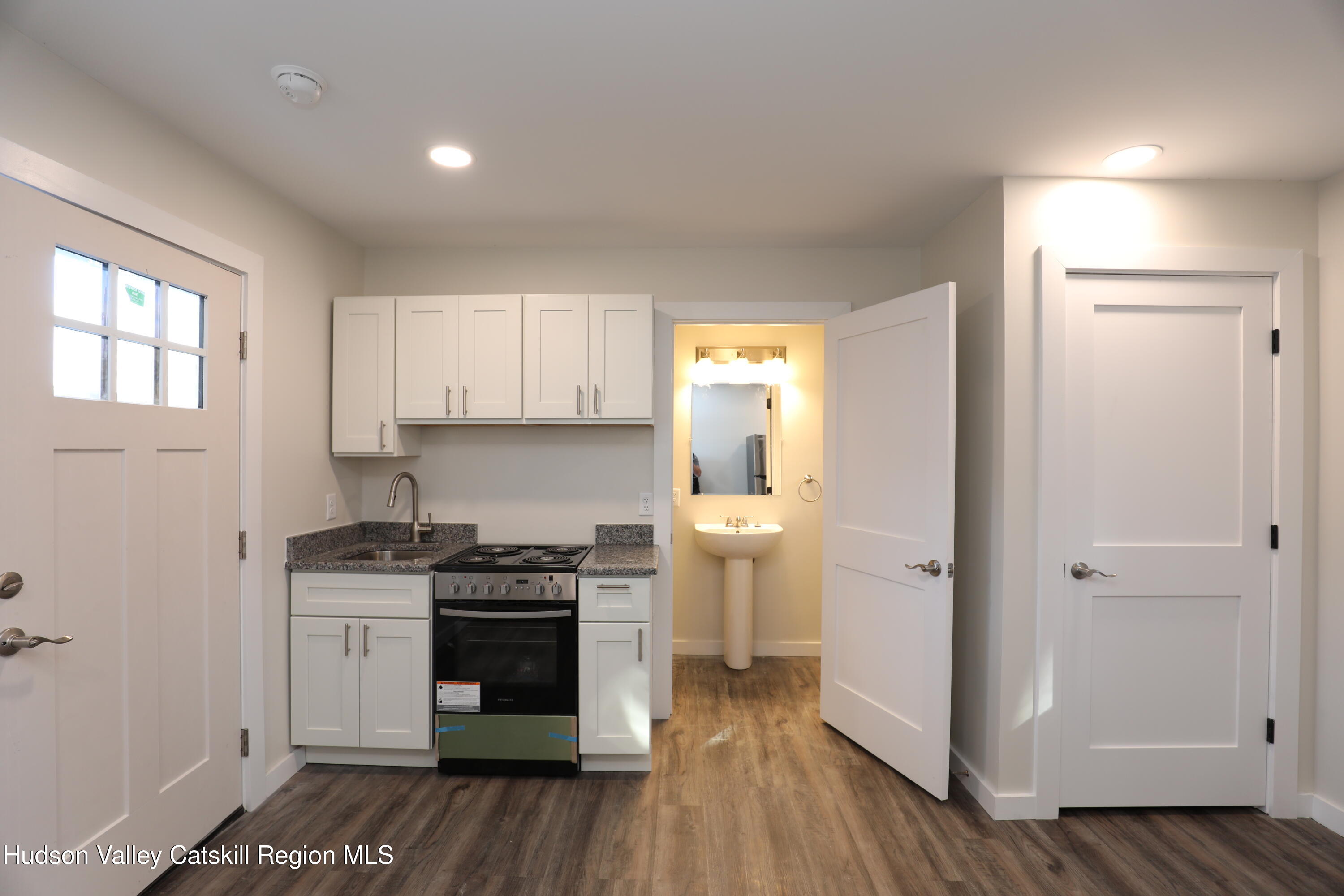 14311 Route 9w, #1