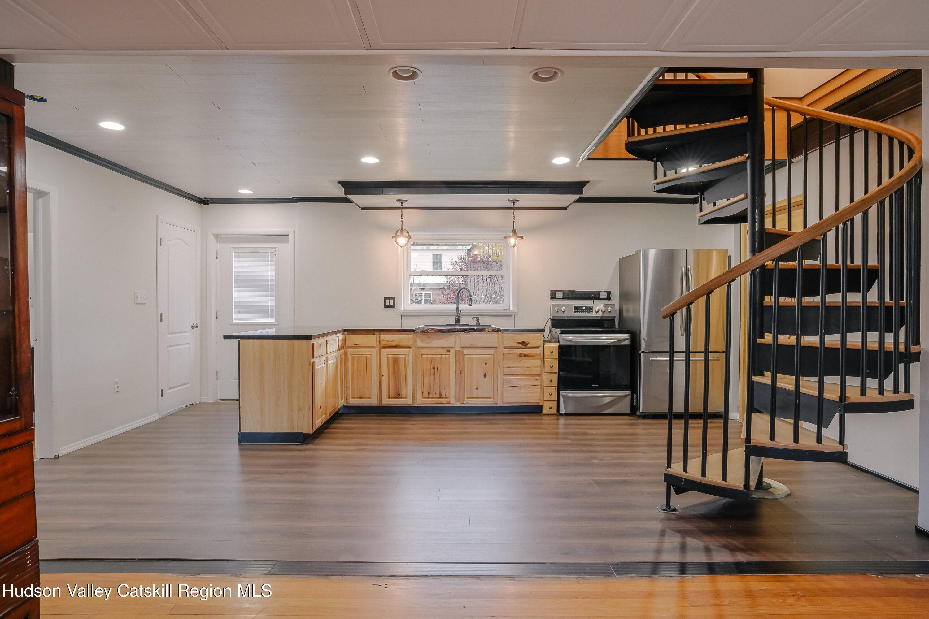 1054 Columbia Street