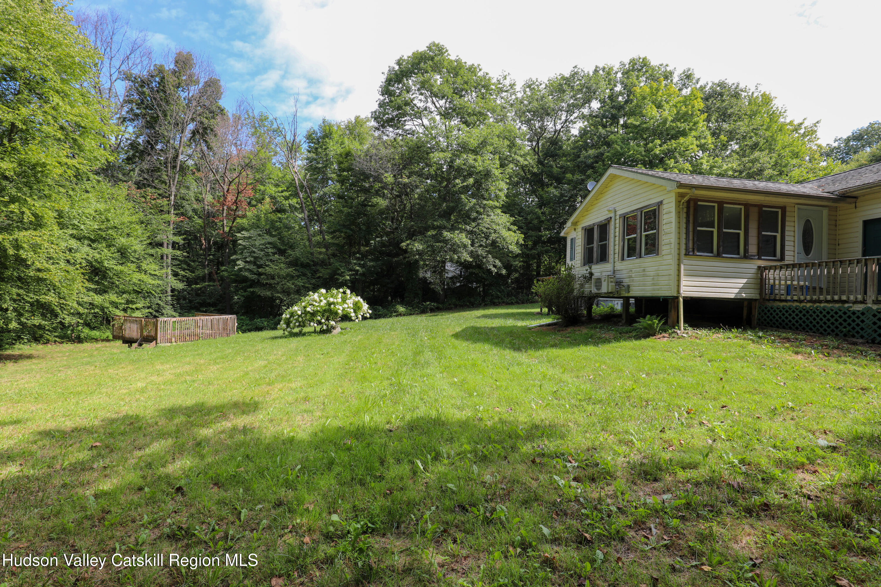 38 Roxanne Boulevard