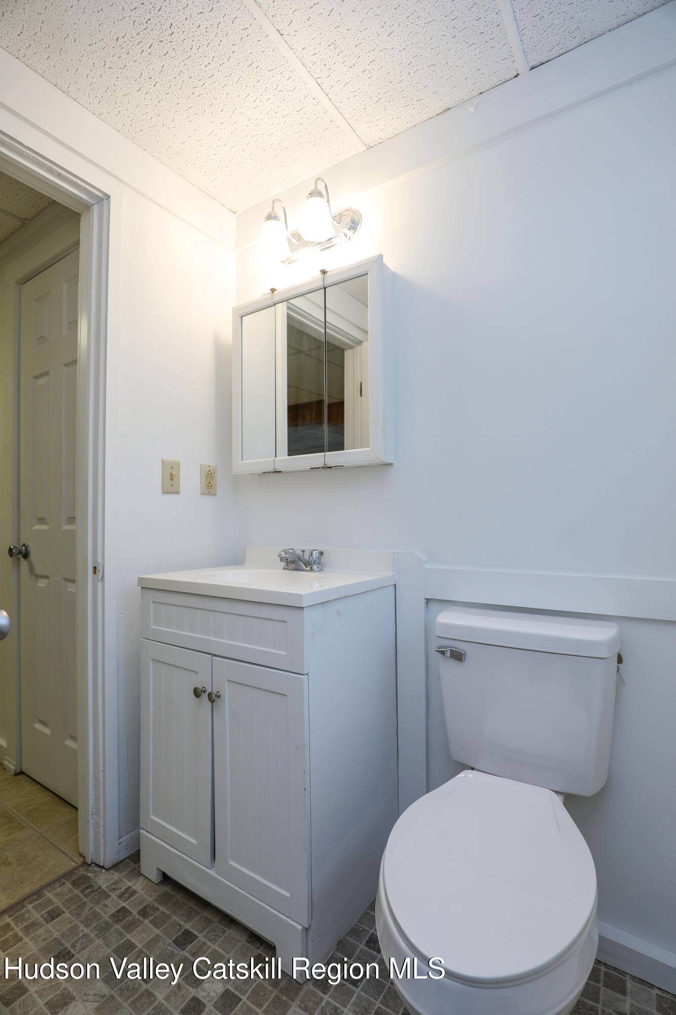 38 Roxanne Boulevard