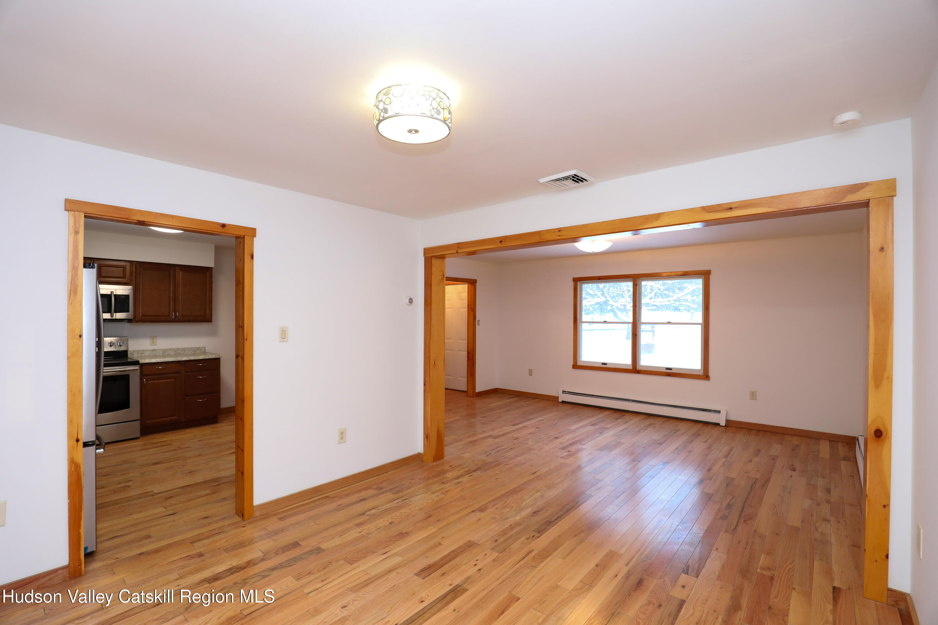 38 Roxanne Boulevard