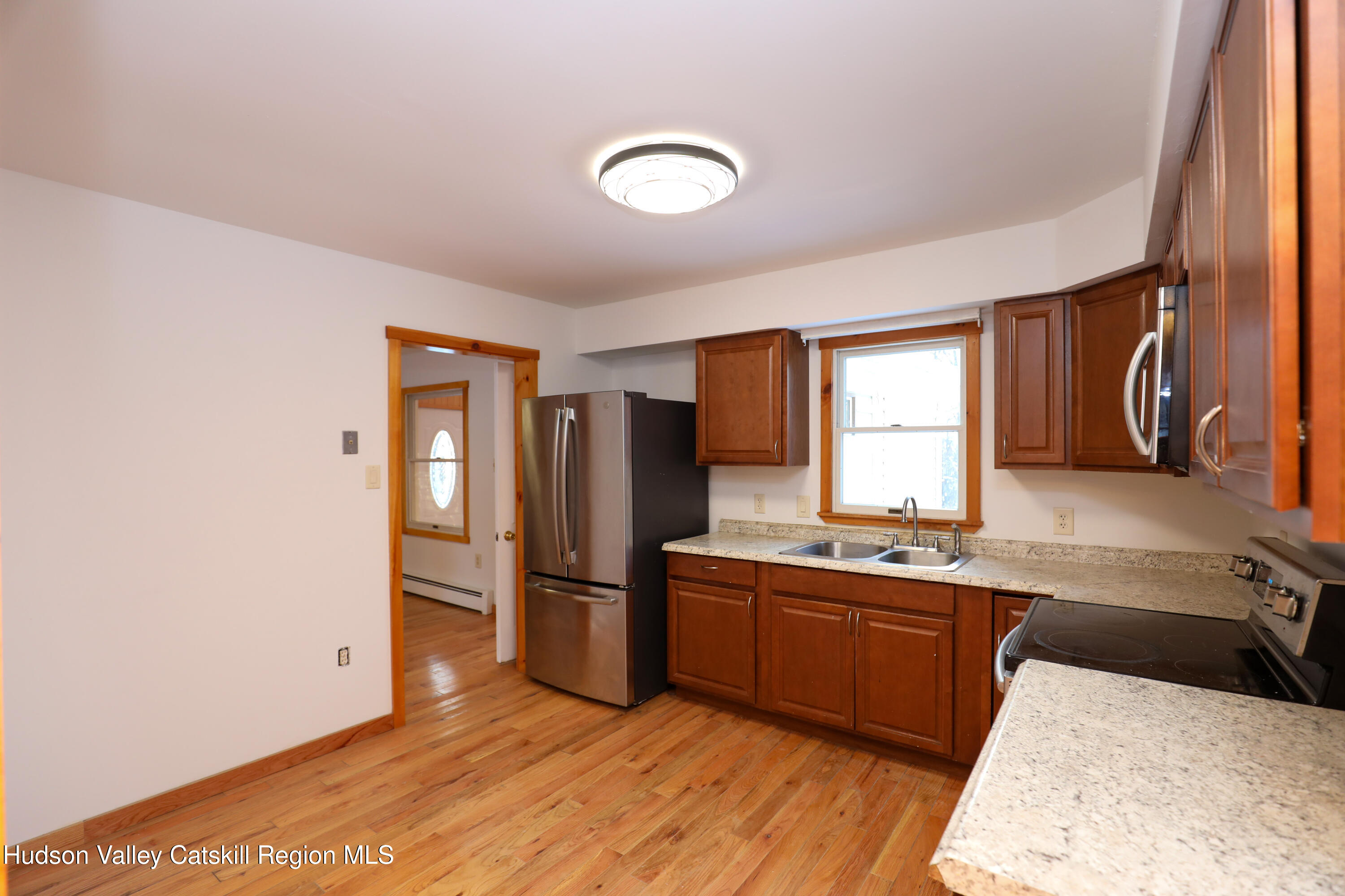 38 Roxanne Boulevard