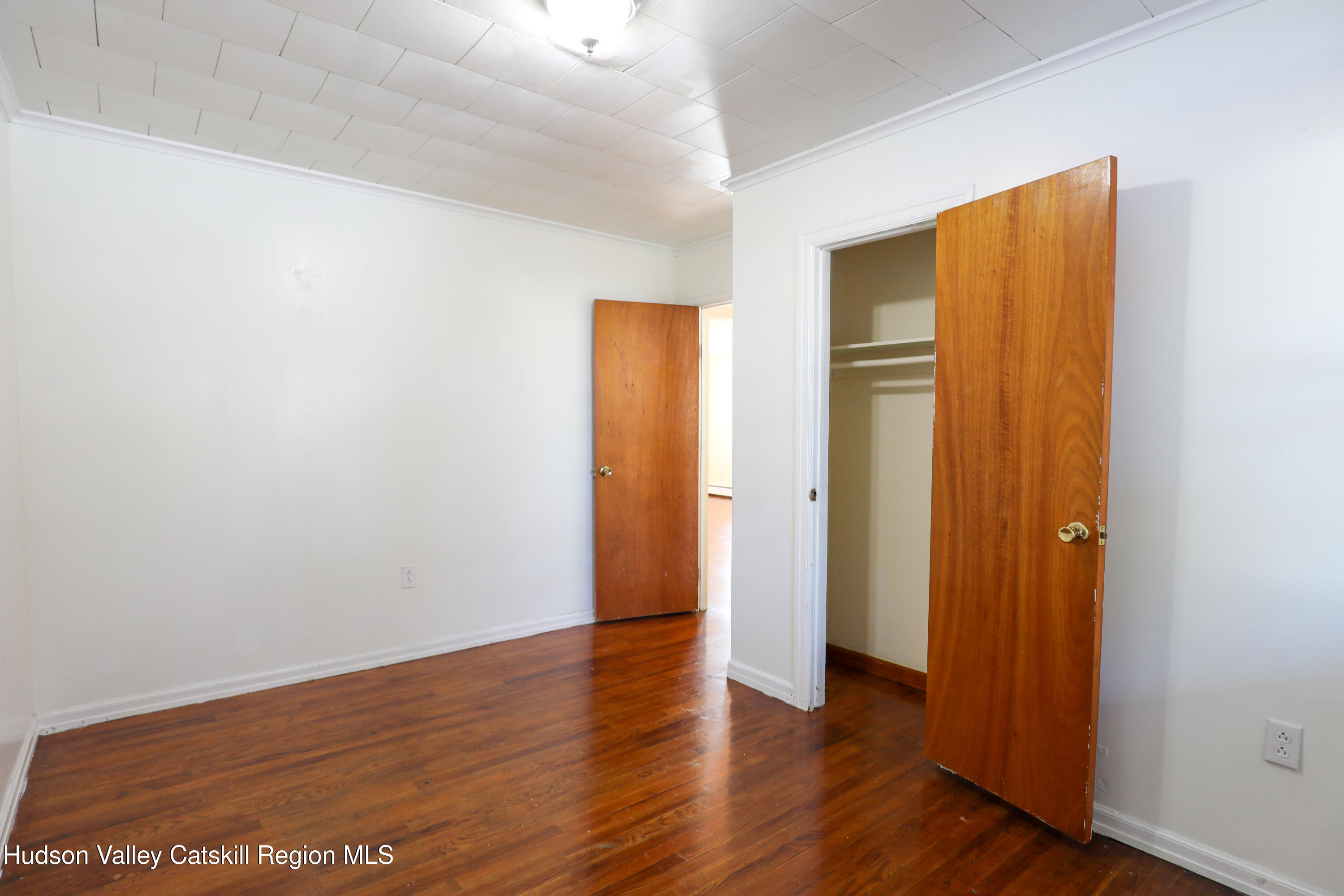 156 Lampman Avenue 1